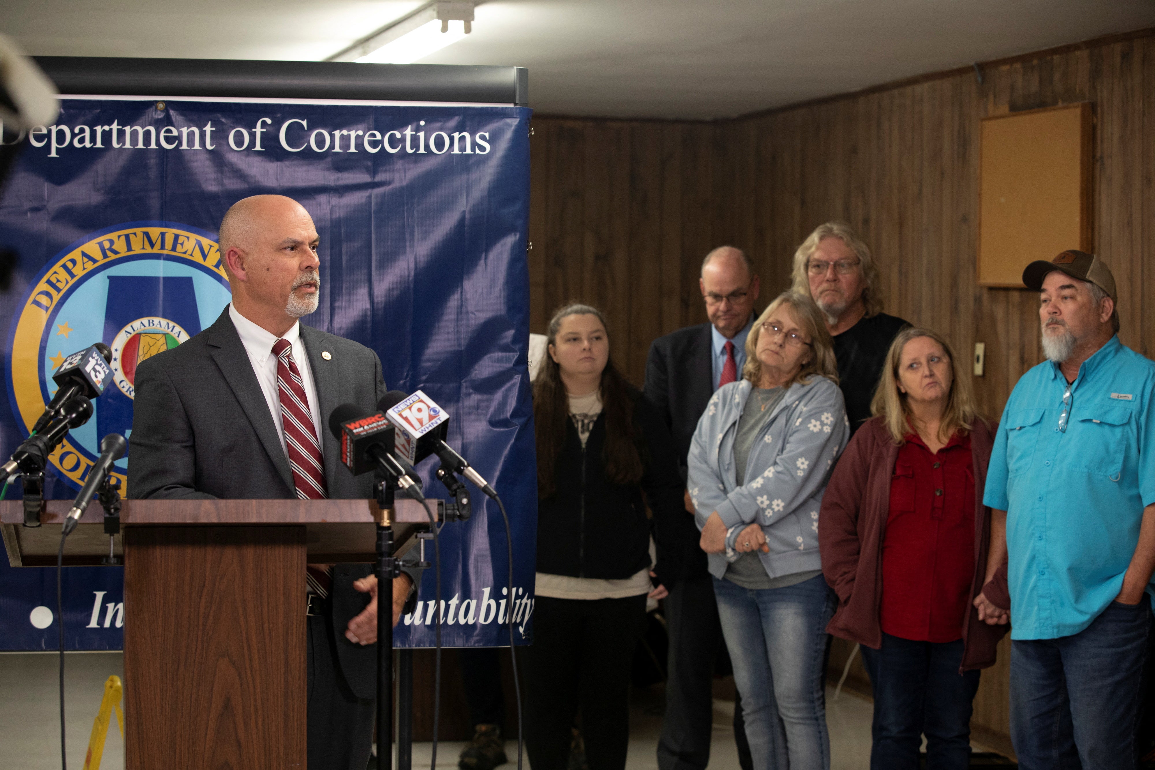 Alabama's commissioner of the Department of Corrections John Hamm confirmed Smith’s death by execution at a press conference