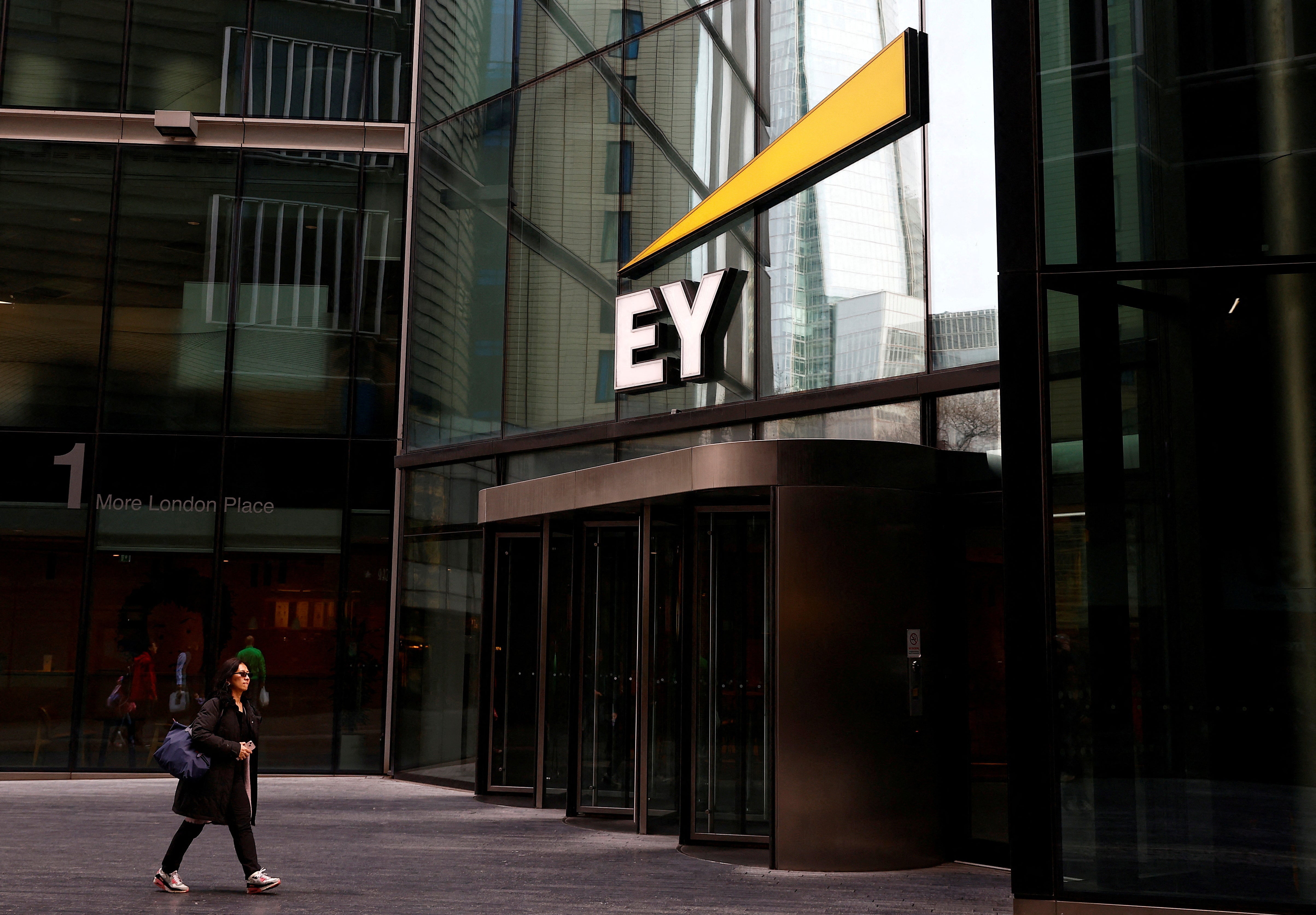 EY employees’ office attendance is being monitored