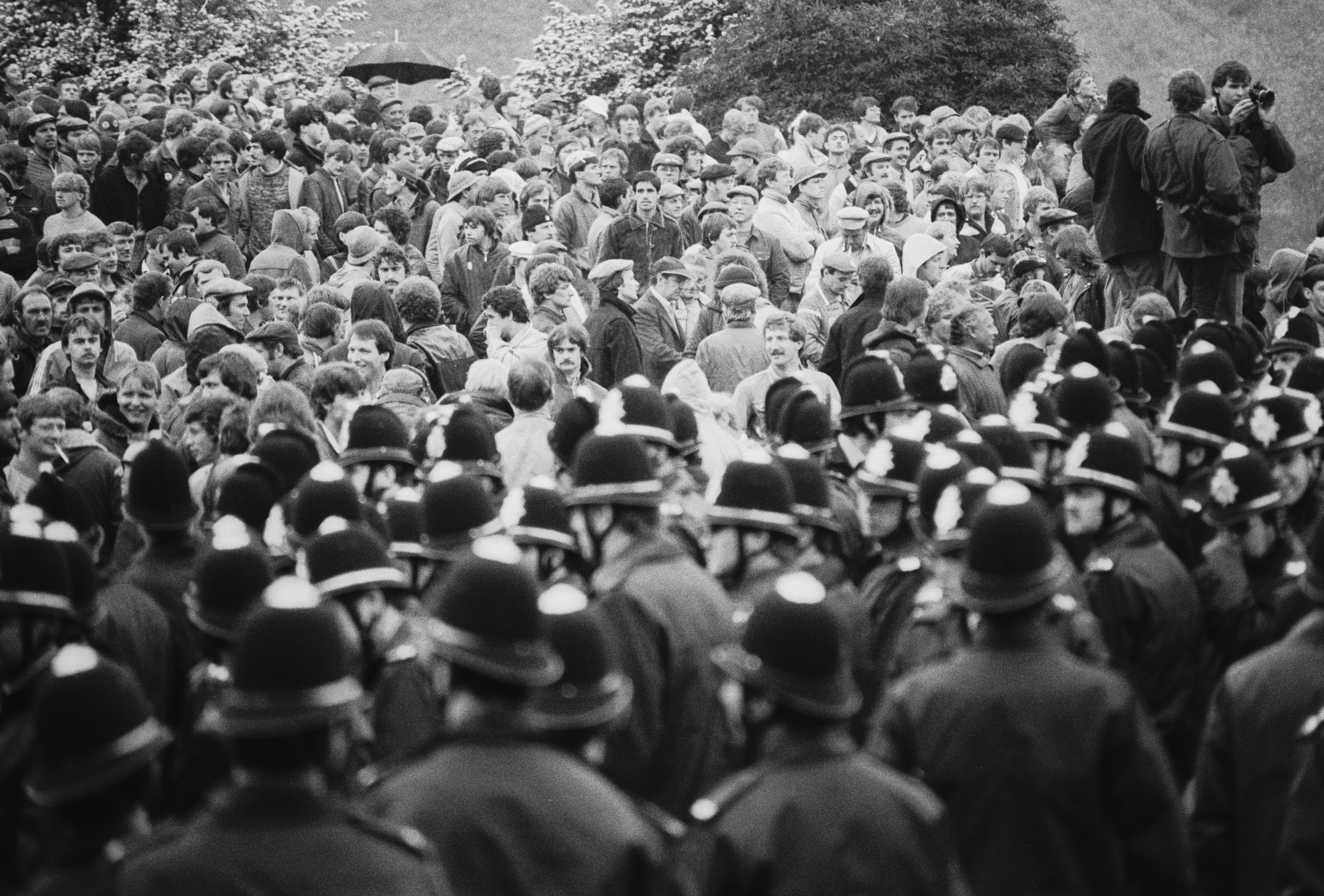 Police clash with picketers next to the Orgreave coking plant in 1984