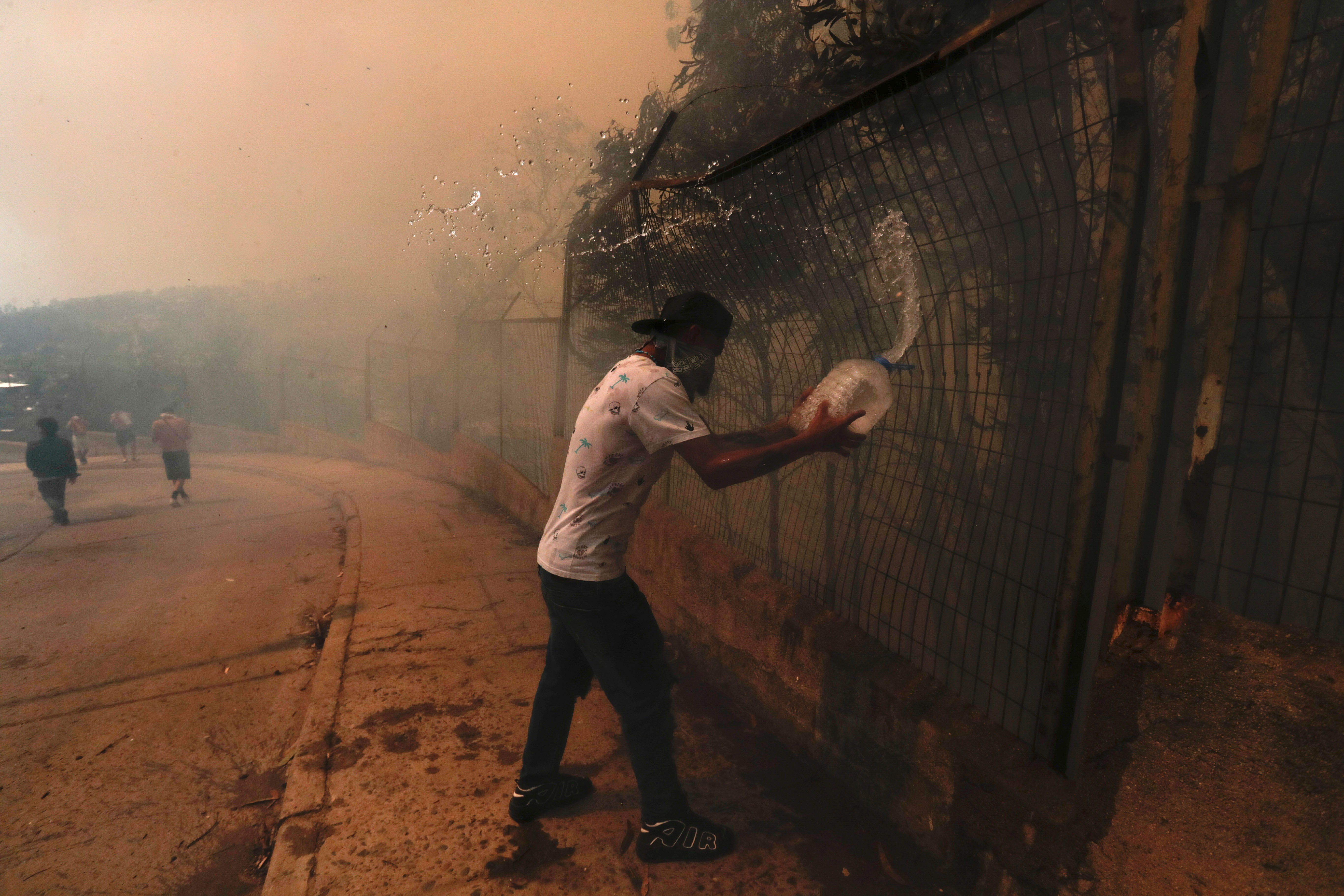 Forest fires in Chile's Vina del Mar region