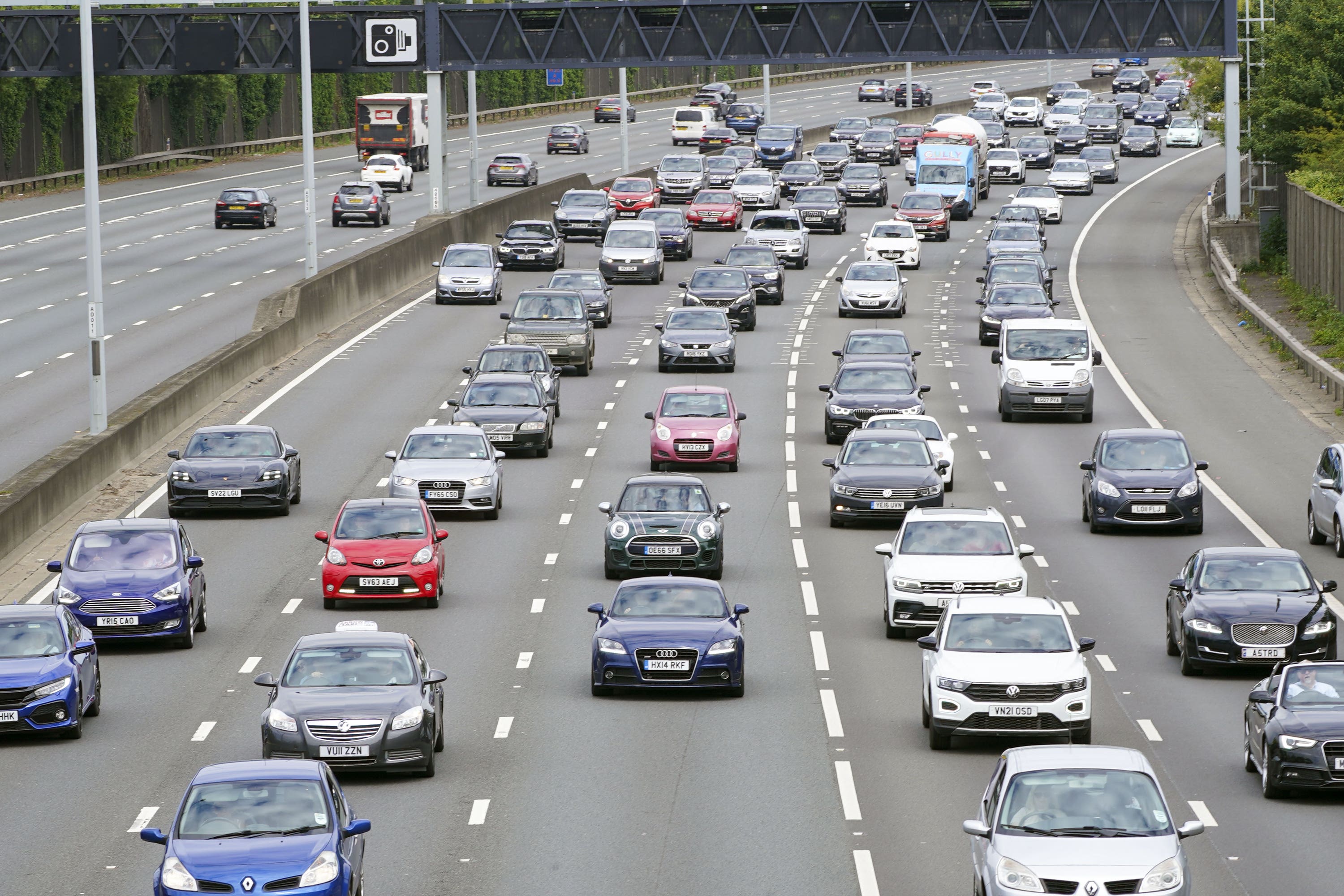 The crash happened between junctions 21a and 22 on the M25 (Steve Parsons/PA)