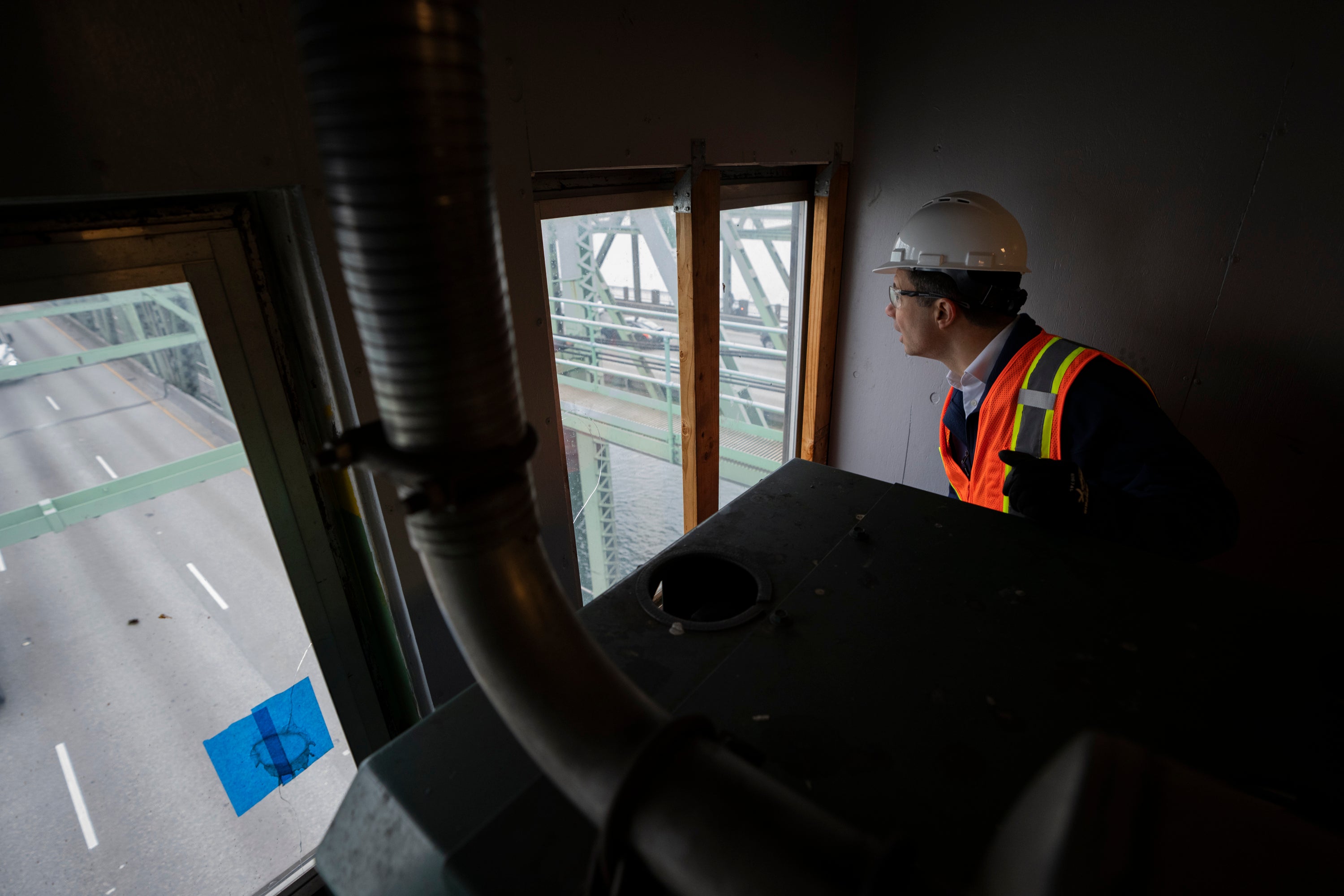 Buttigieg Bridge Oregon Washington