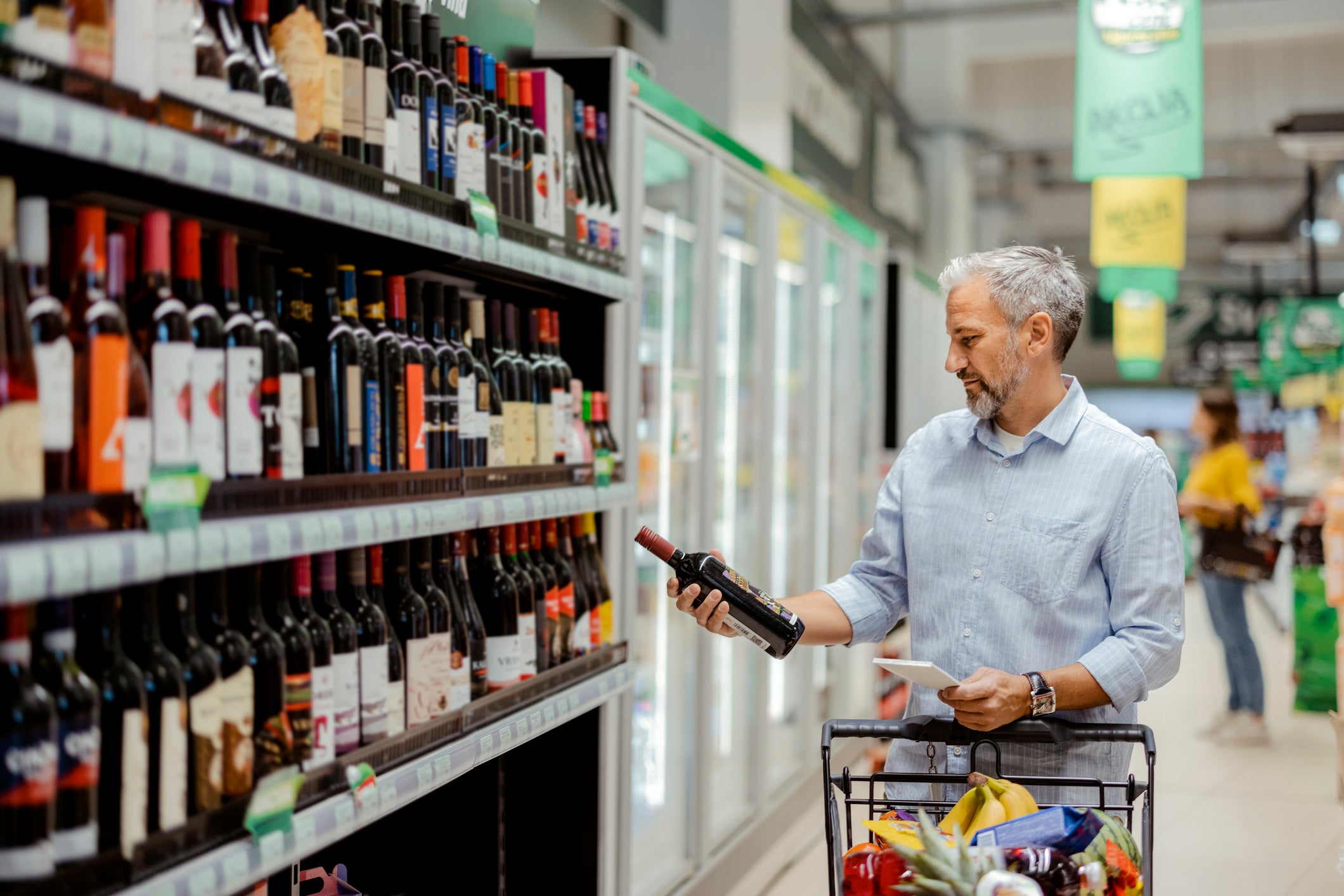 ONS says lower food and alcohol prices helped to keep inflation stable in January