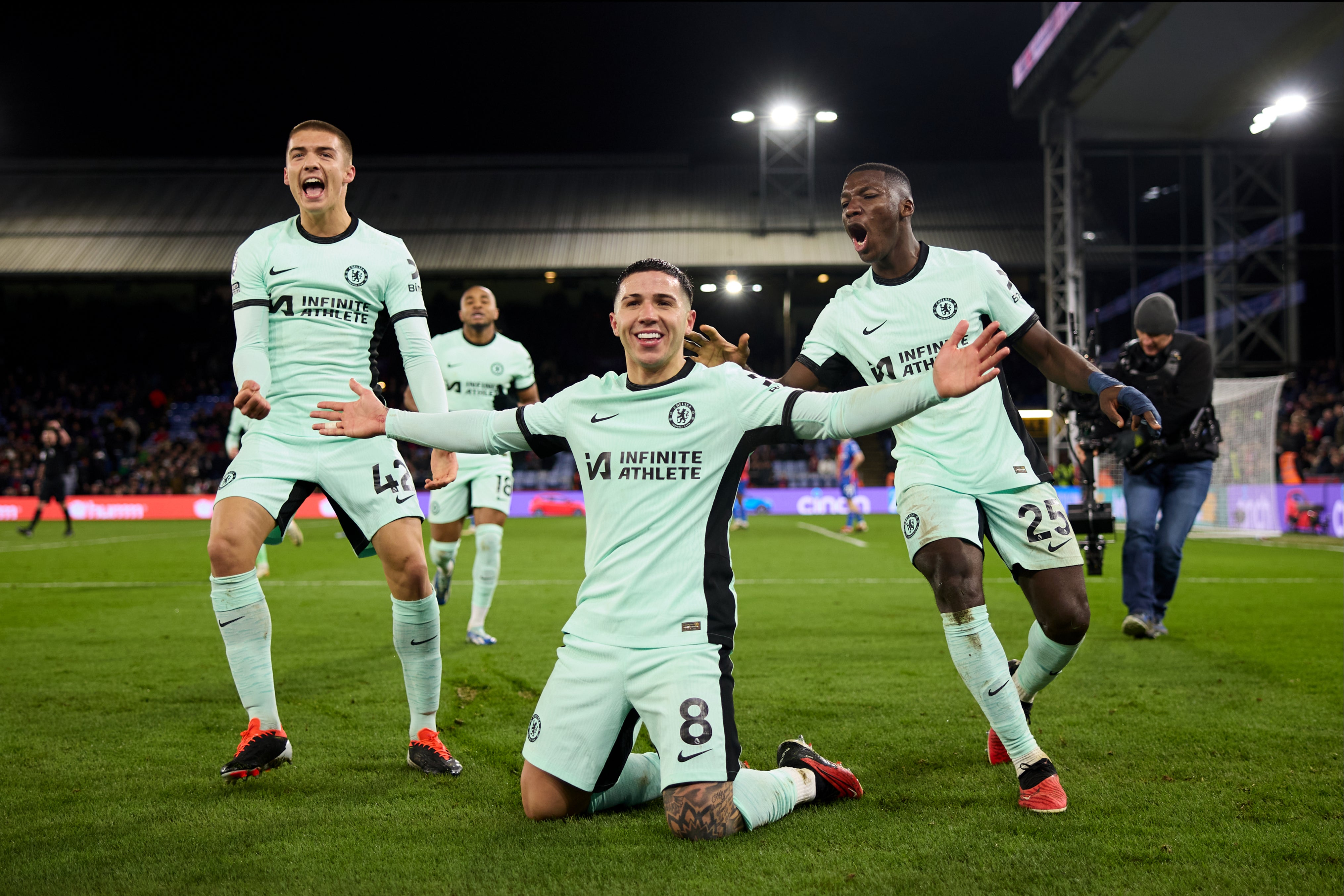 Enzo Fernandez (centre) helped Chelsea to victory against Crystal Palace on Monday night