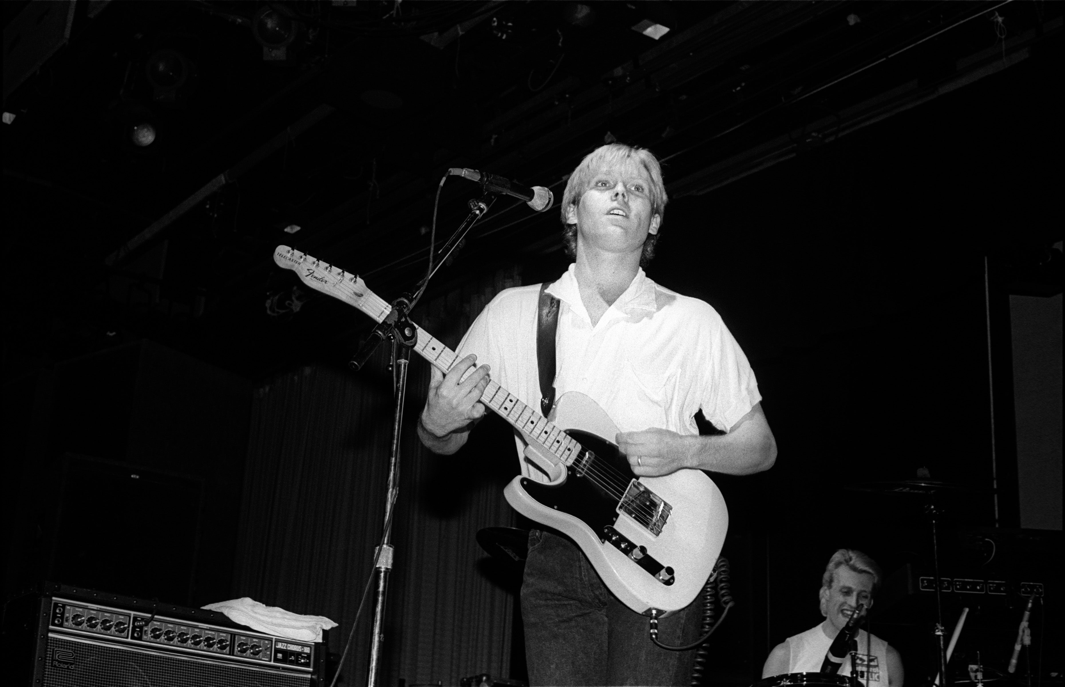 Dave Wakeling of General Public at the Felt Forum in New York City on 7 December 1984