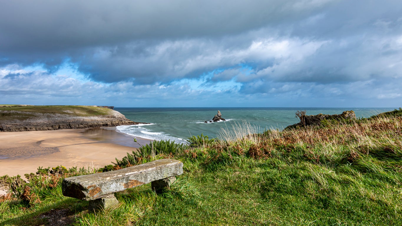 Broad Haven South is one of a number of Blue Flag beaches in Pembrokeshire