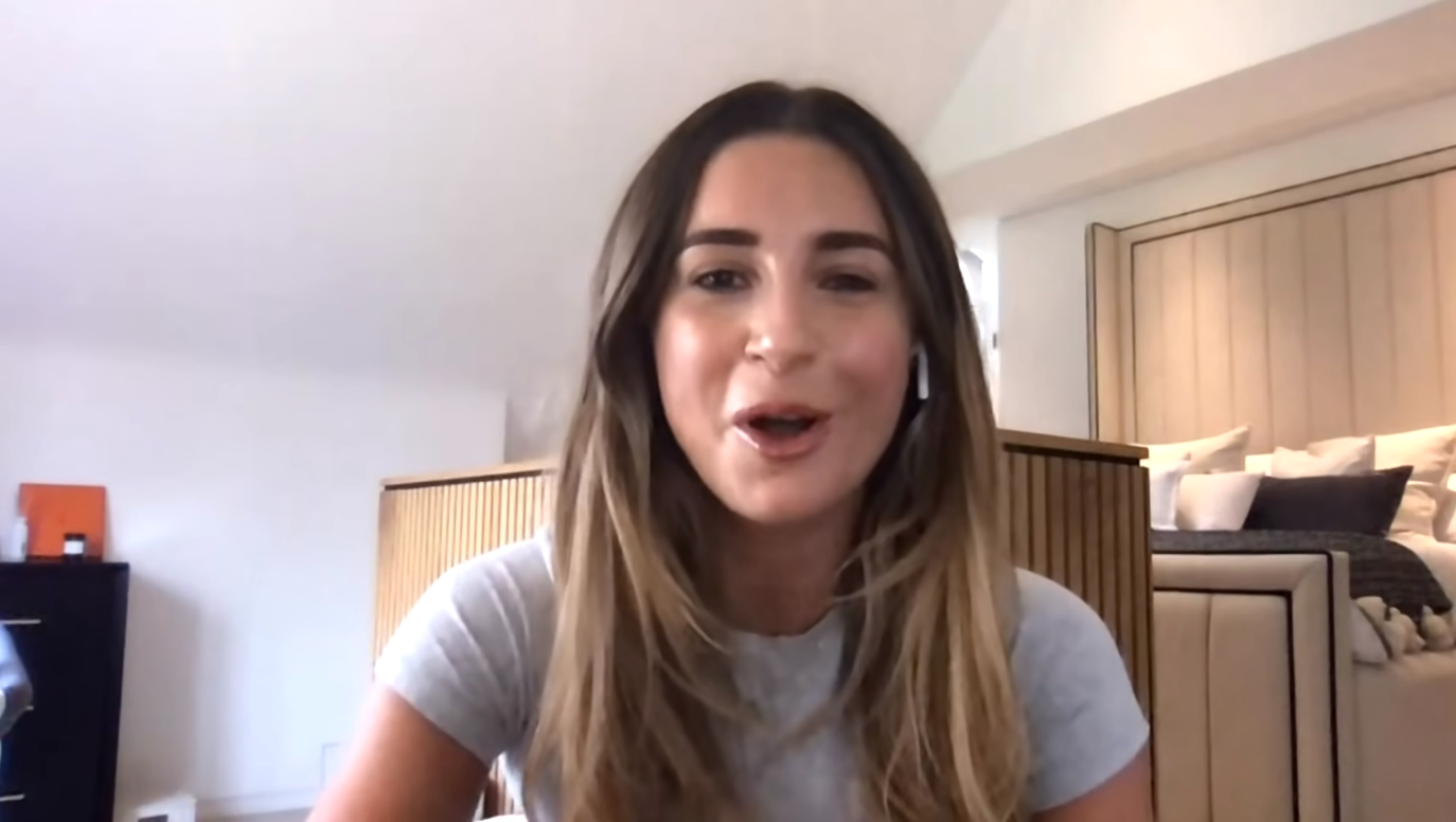 Dani Dyer calls in to speak to Georgia S