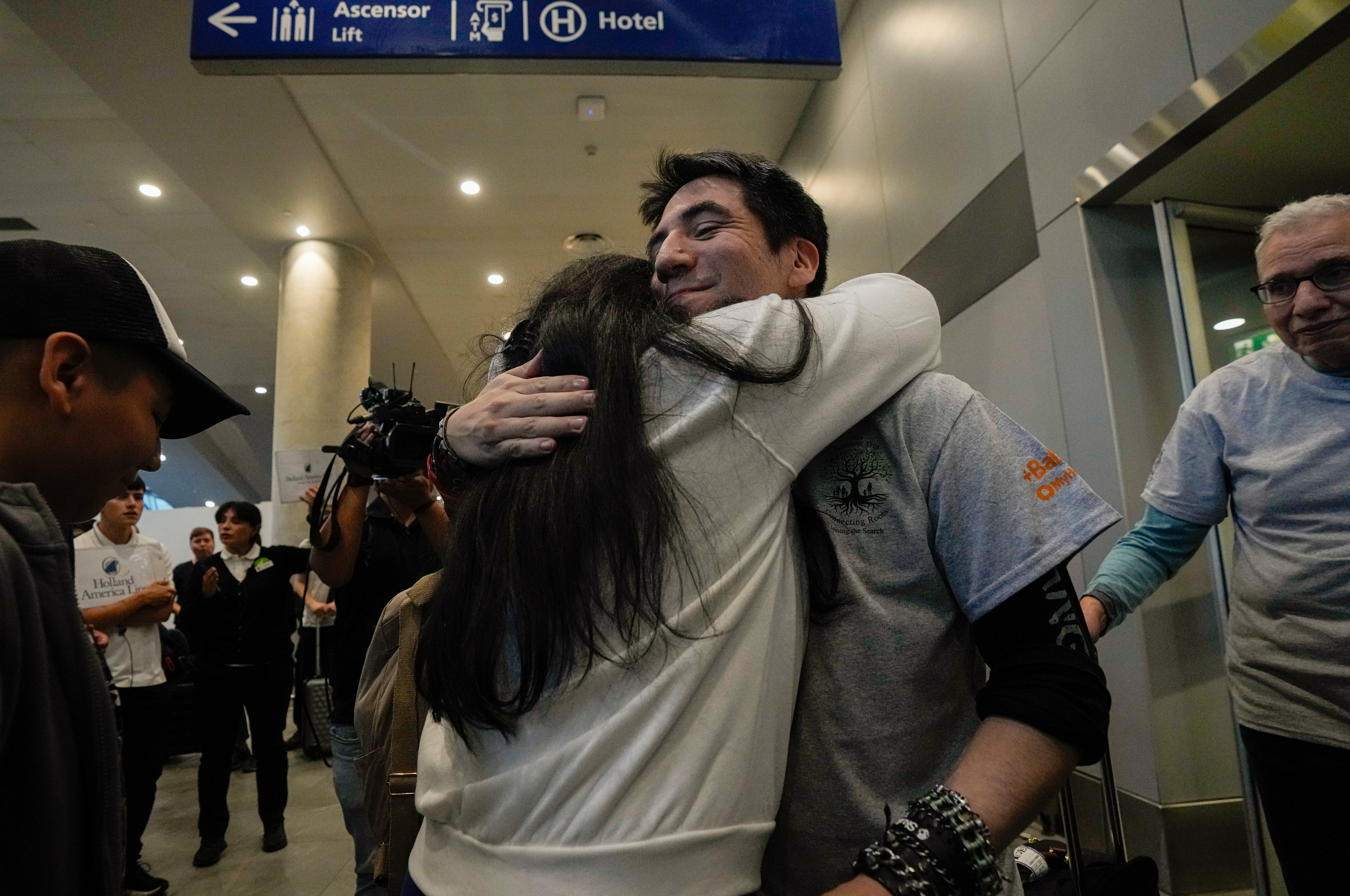 Chile Dictatorship Adoptions Reunite