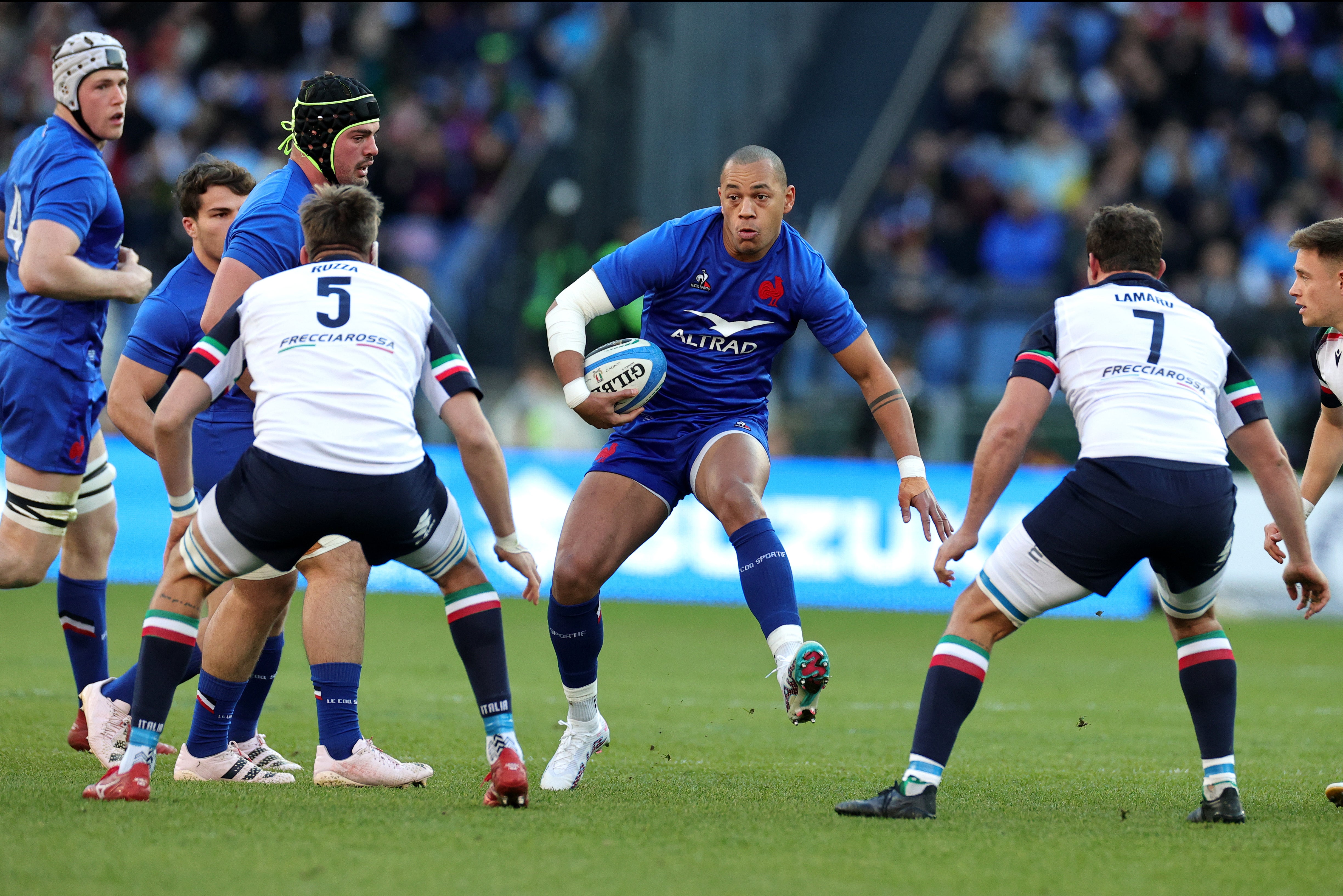 France take on Italy in round three of the Six Nations