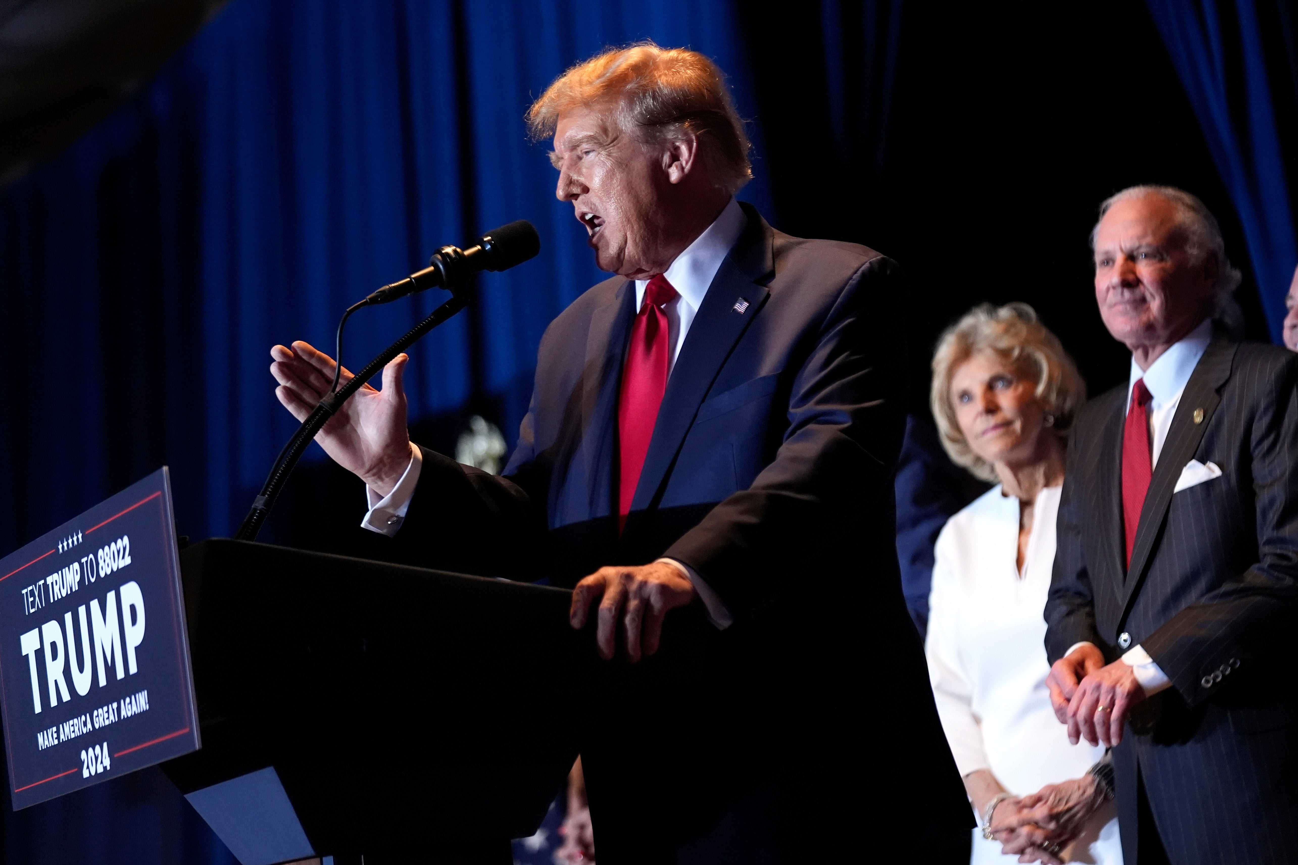 Donald Trump speaks at his South Carolina victory party