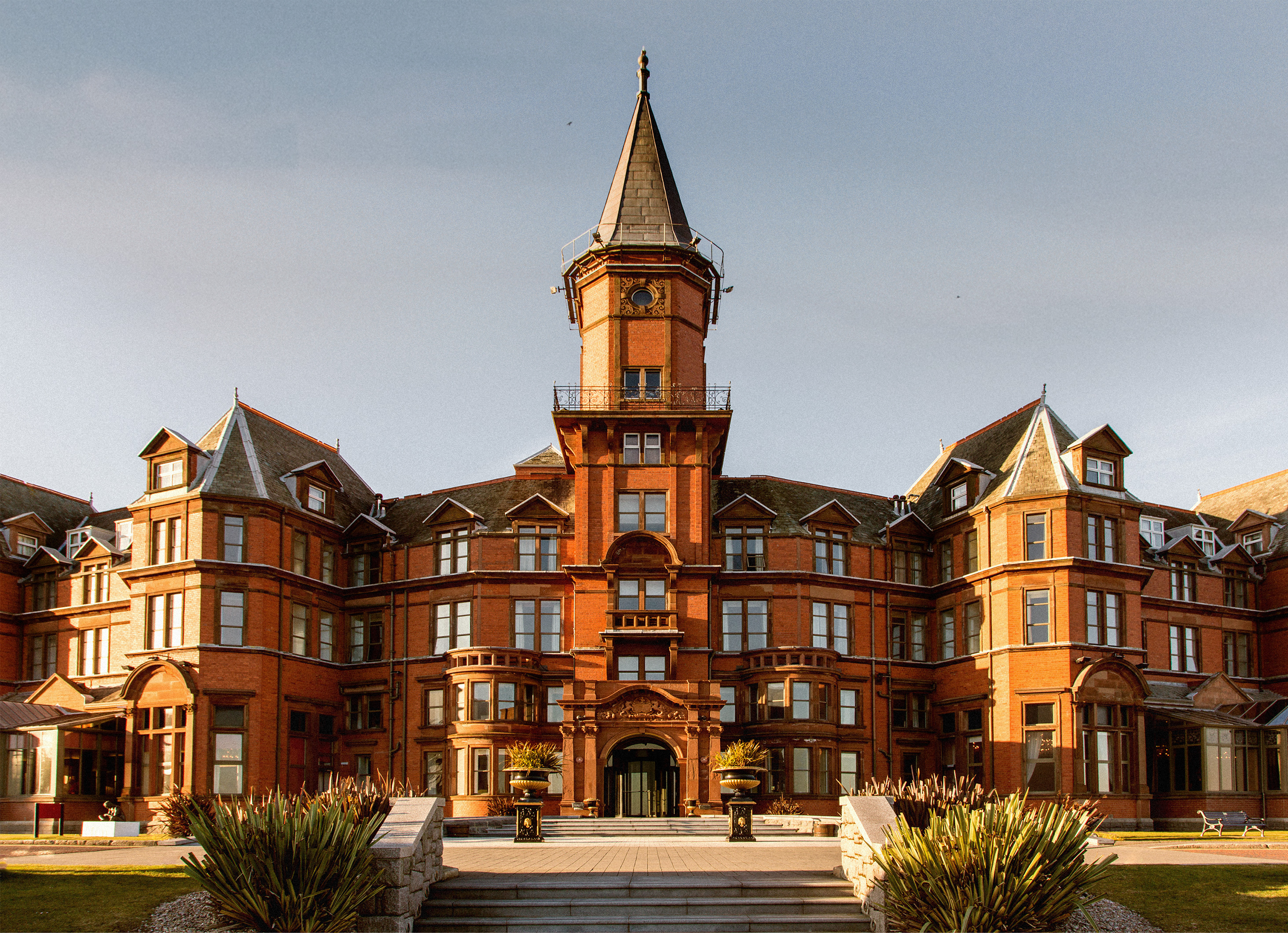 A night’s shut-eye at Slieve Donard comes free on 29 February