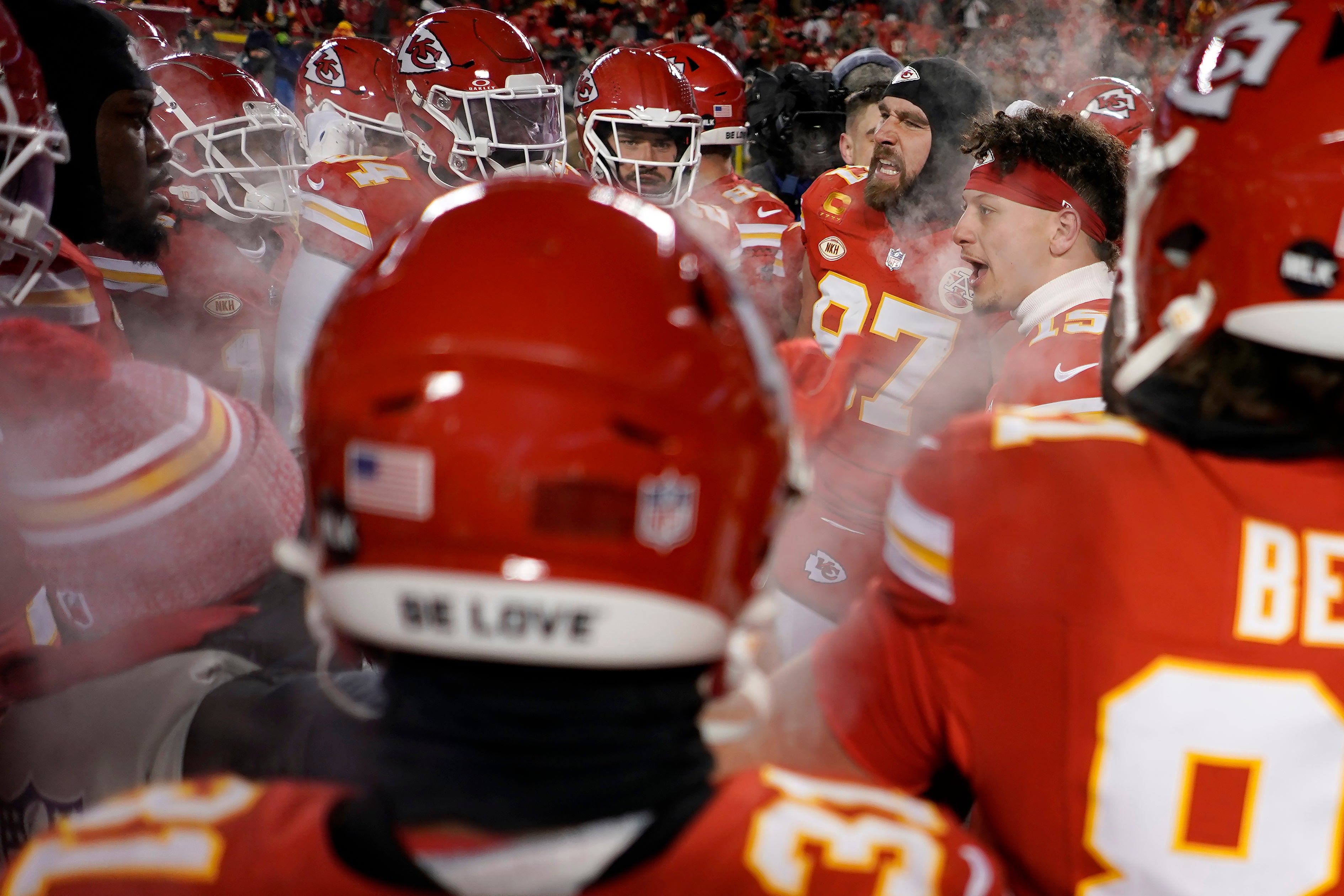 Chiefs Frostbitten Fans Football
