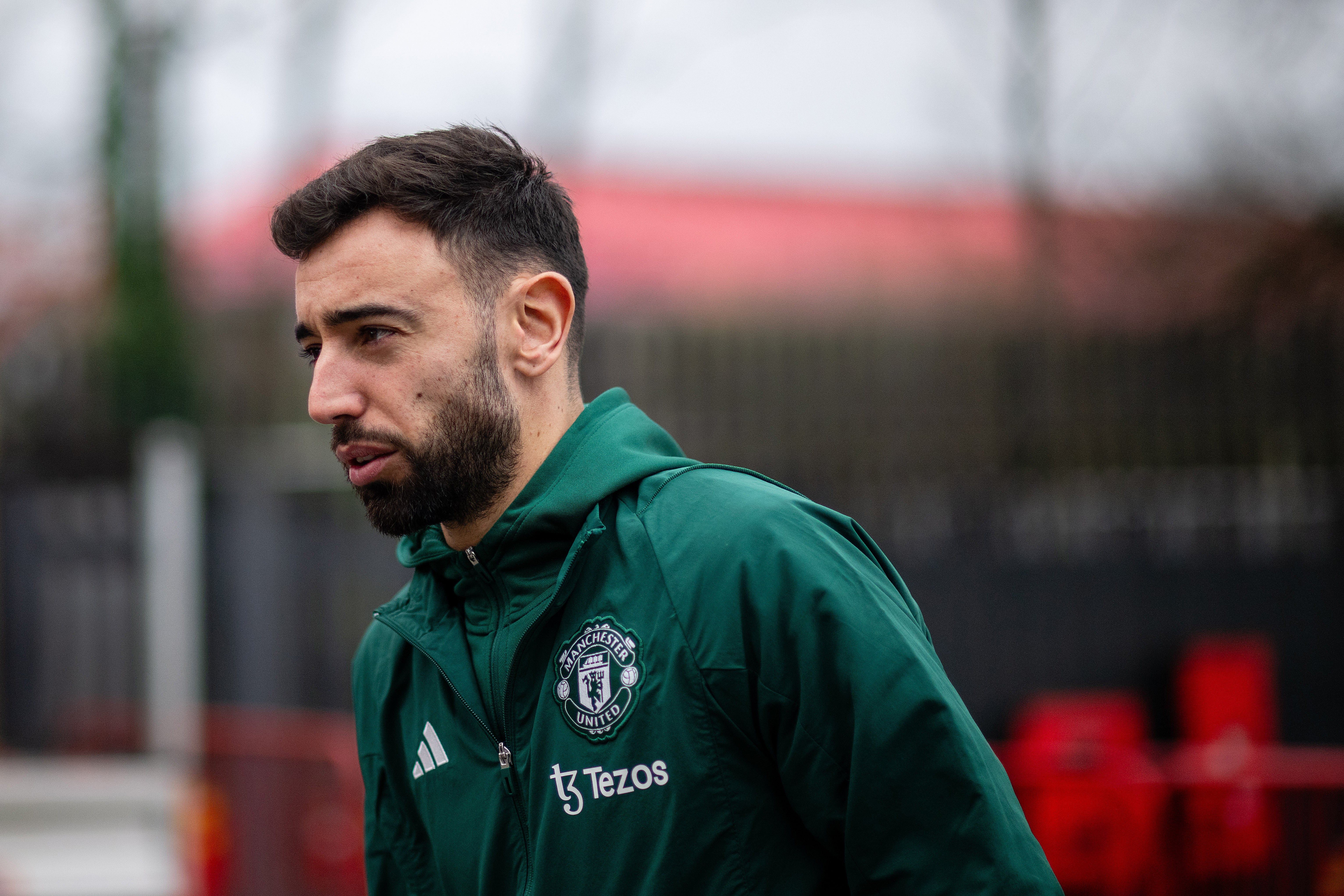 How will Bruno Fernandes fit into the team today?