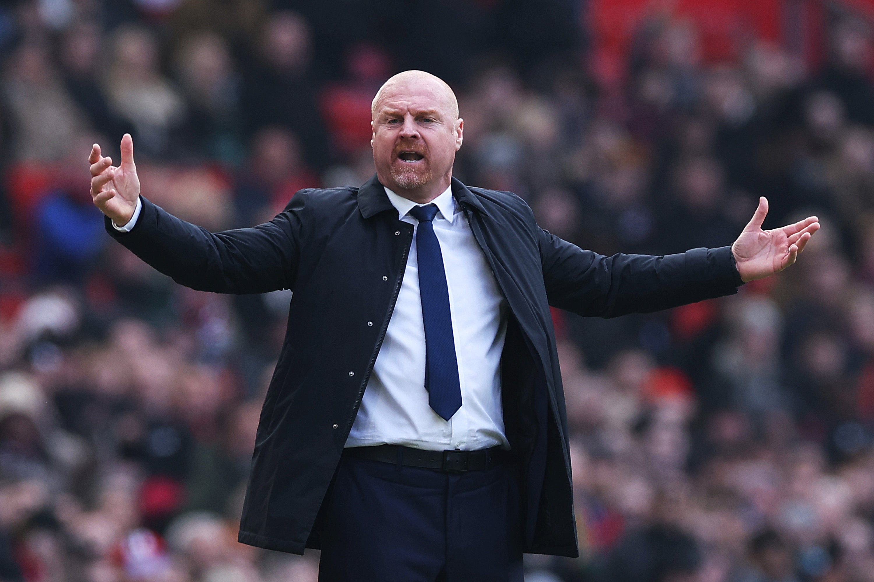 Sean Dyche shows his frustration on the bench