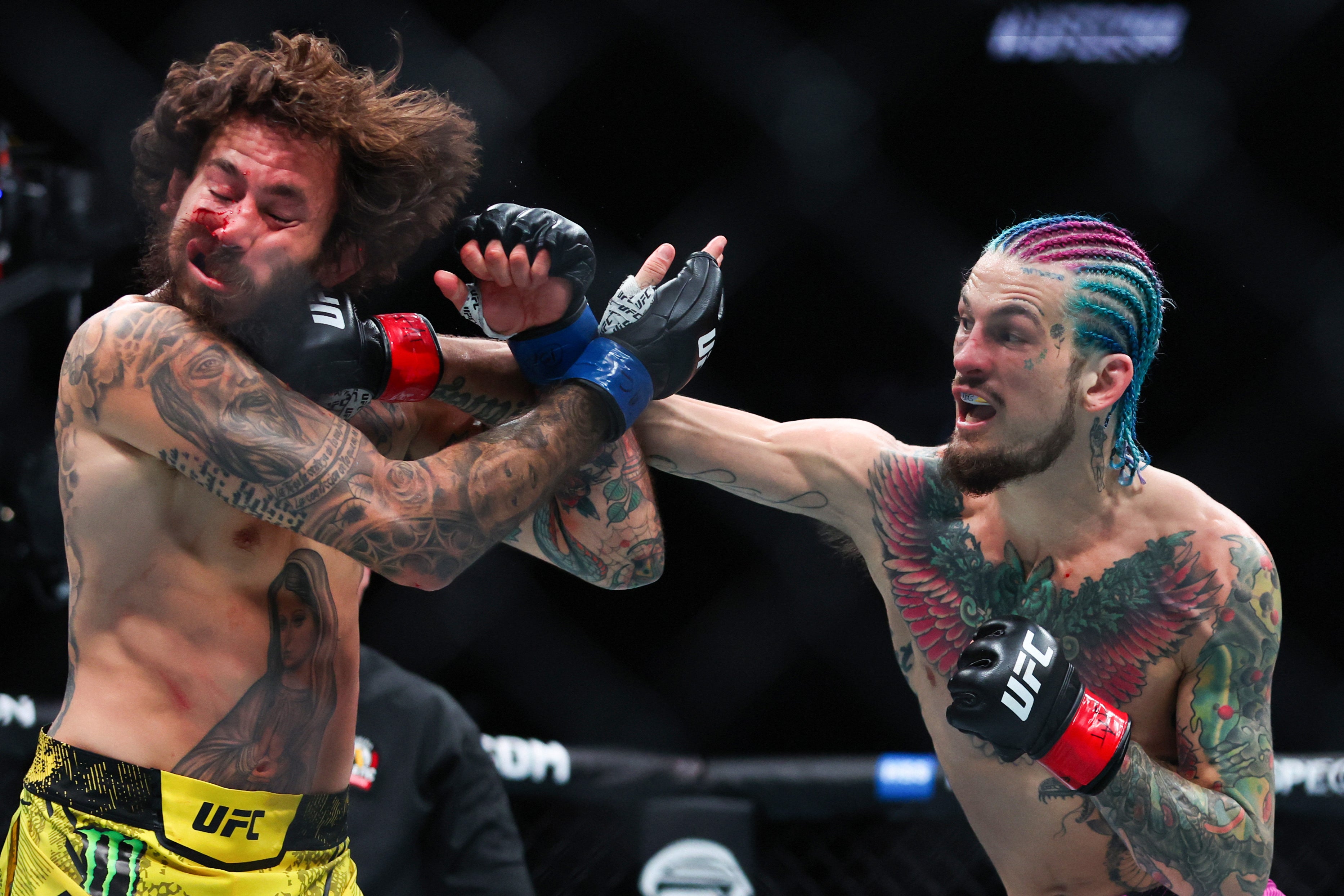 Sean O’Malley (right) outclassed Marlon Vera across five rounds