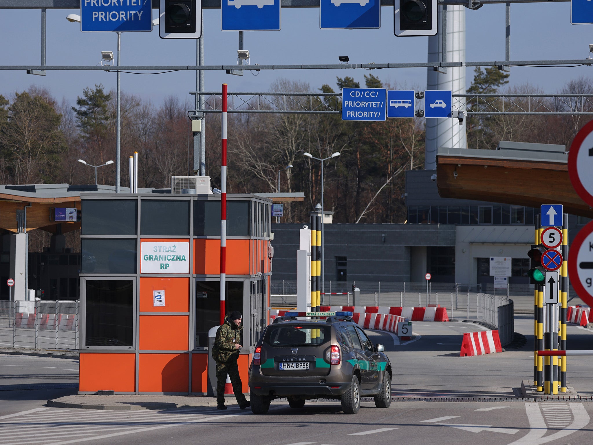 Guards at Budomierz in Poland, a border crossing many people use to enter into Ukraine