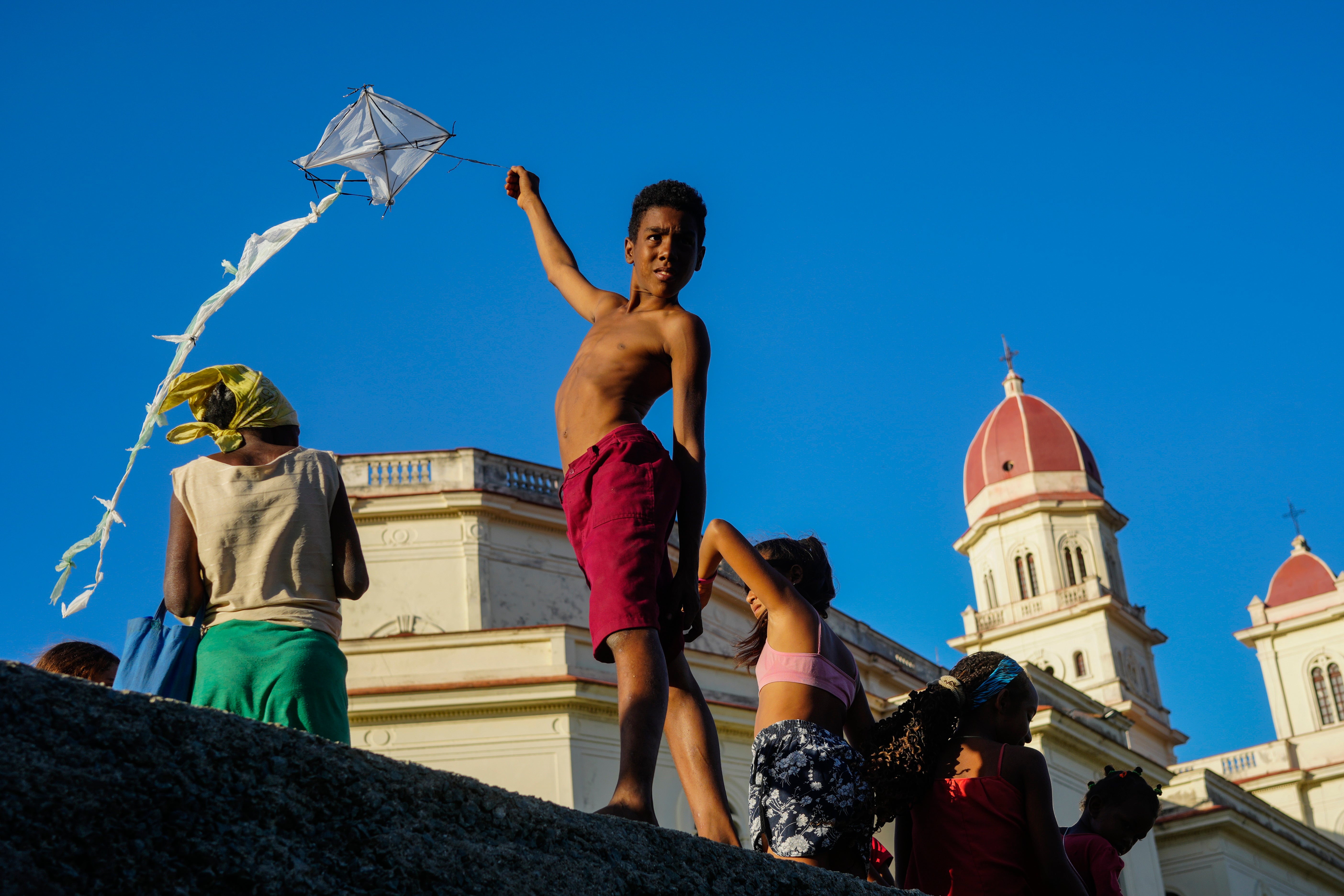 Virgin Mary Uniting Cubans