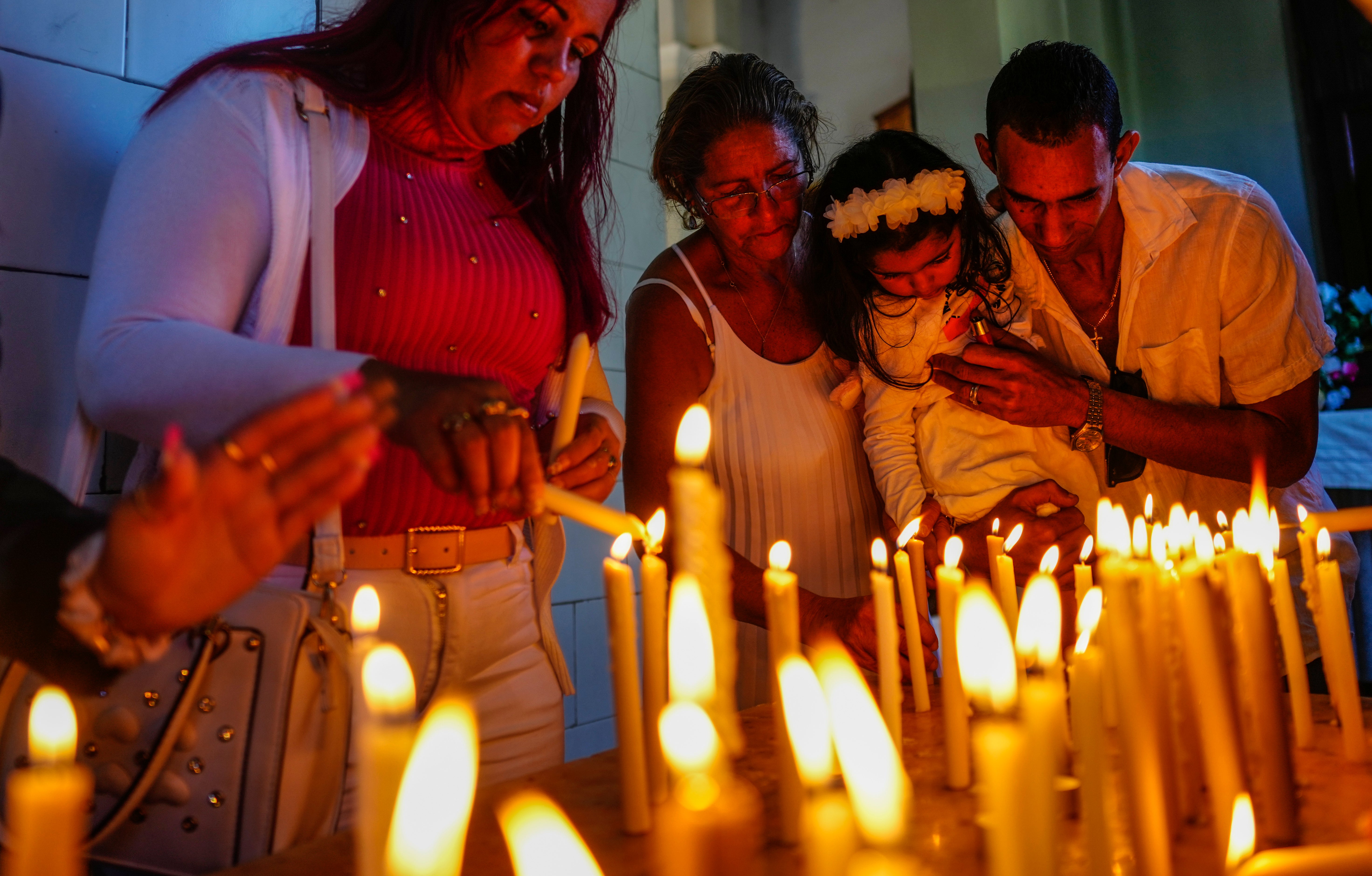 Virgin Mary Uniting Cubans