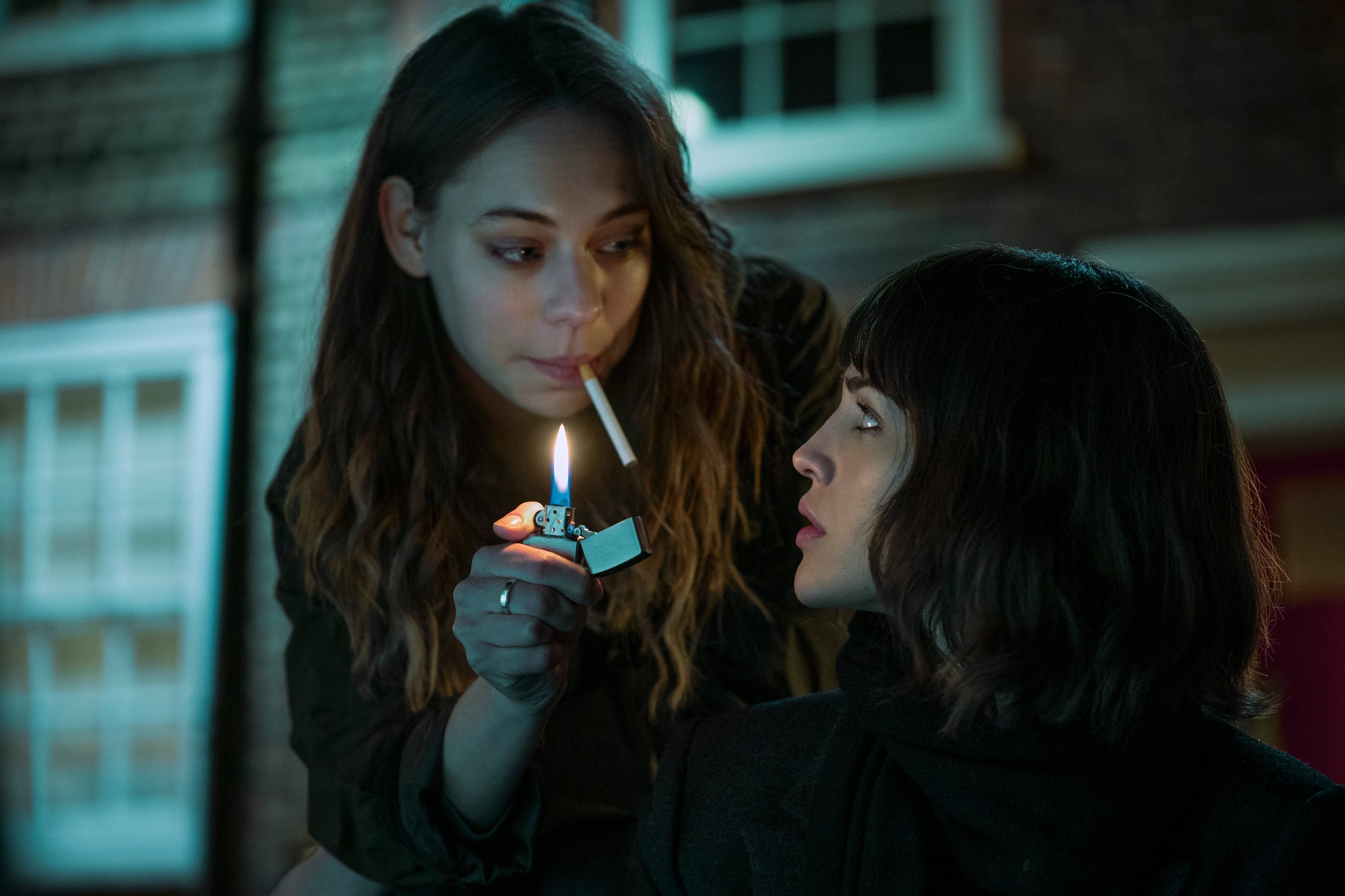 (L-R) Marlo Kelly and Eiza González in ‘3 Body Problem’