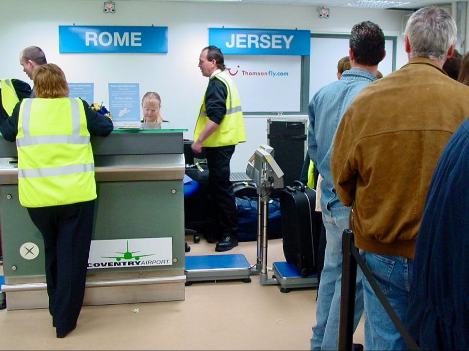 Makeshift terminal: Day one for Thomsonfly at Coventry airport