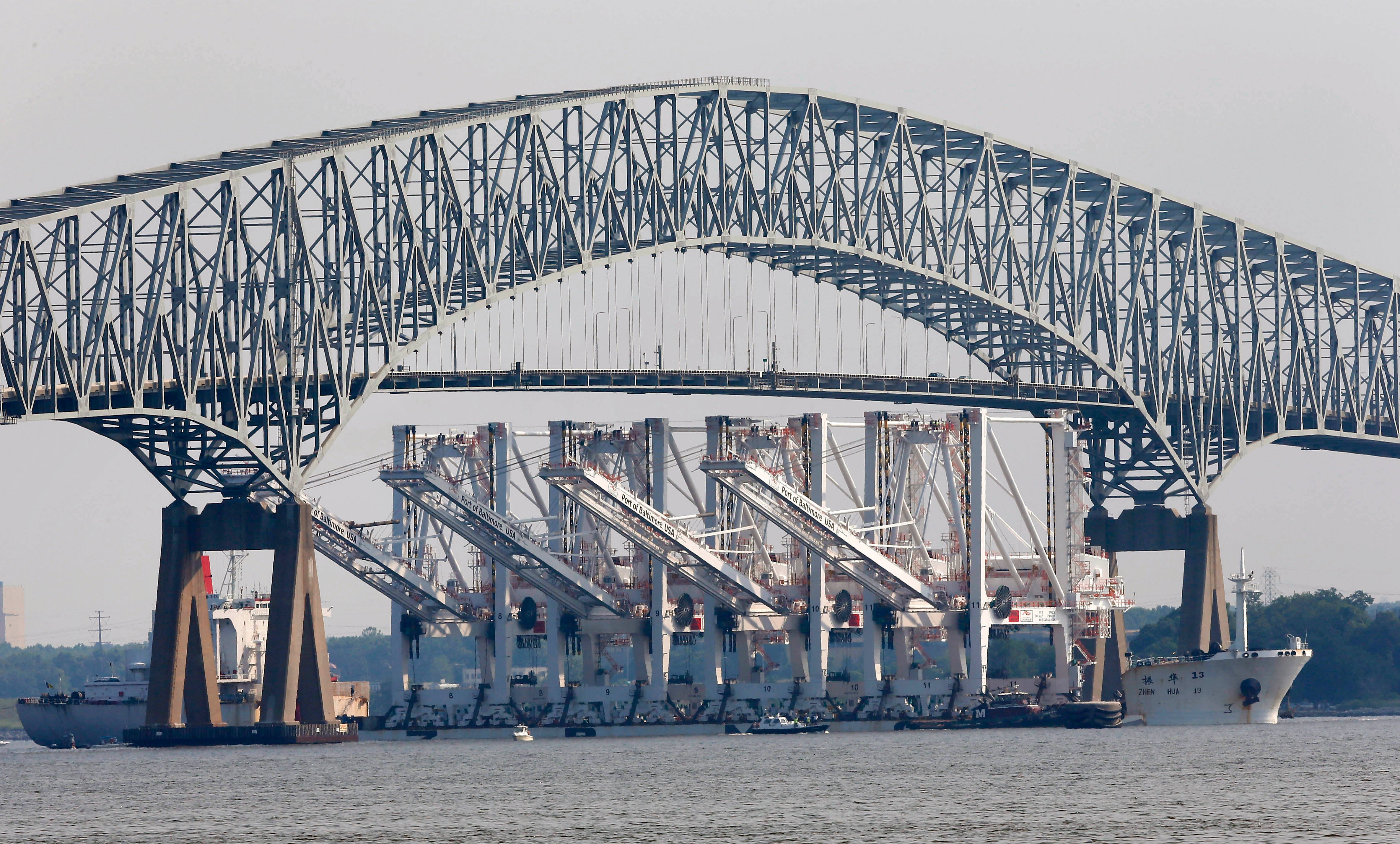 US Maryland Bridge Collapse