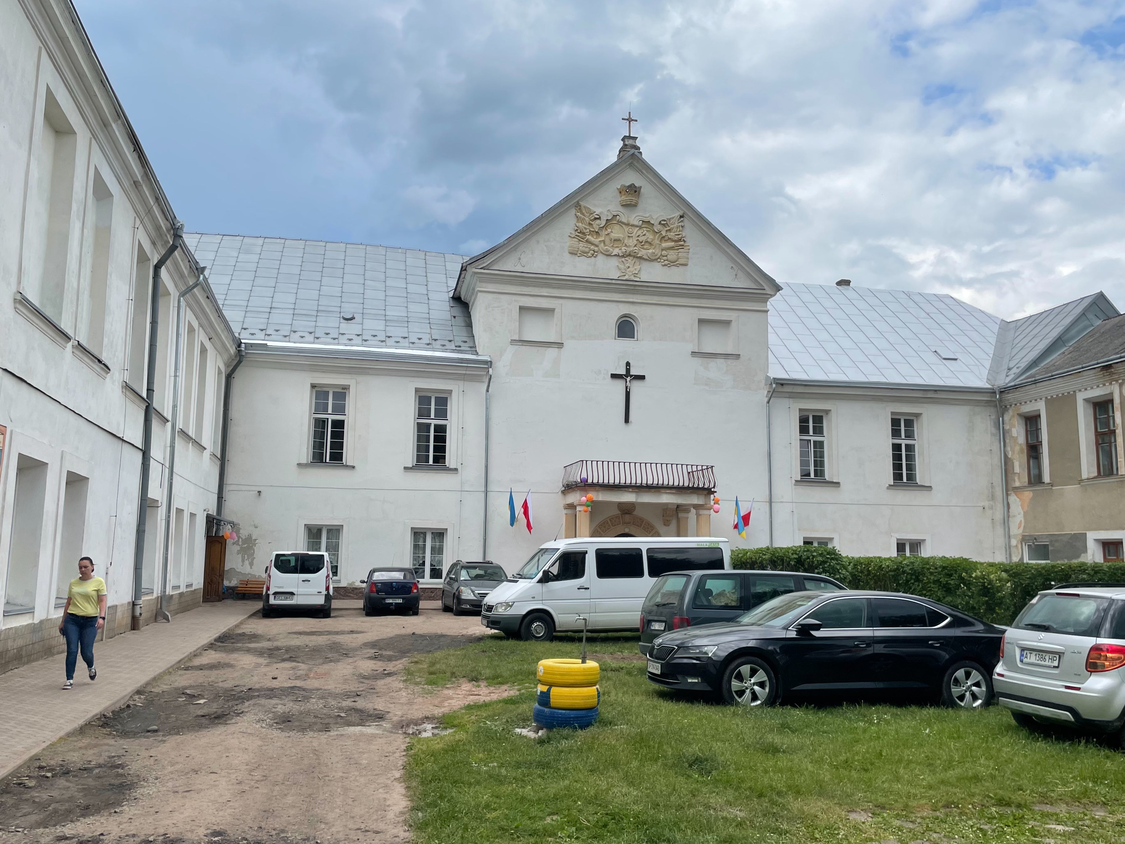 Yazlovets convent occupies a building that once belonged to a Polish aristocratic family