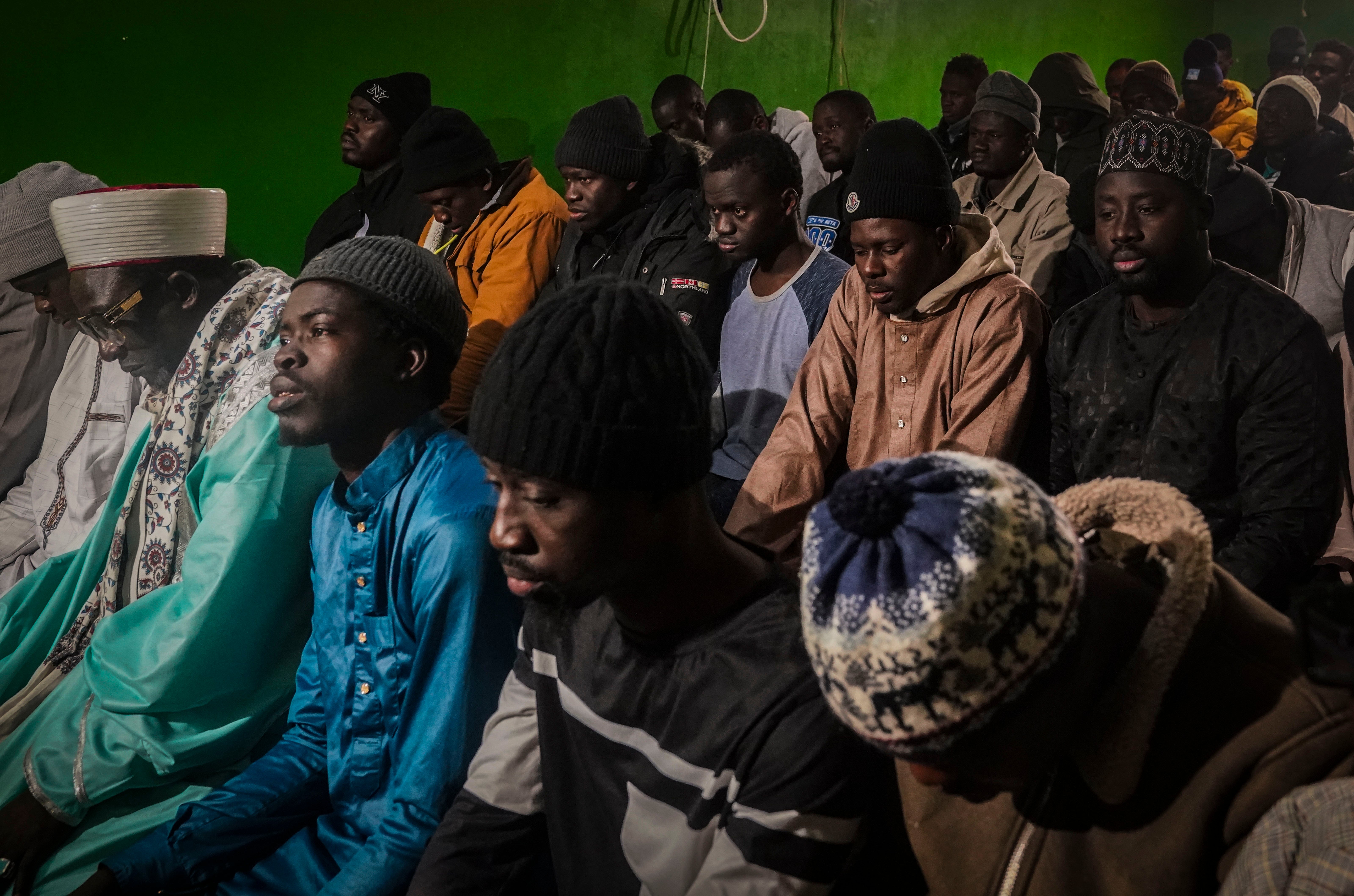 Migrants Mosques Ramadan