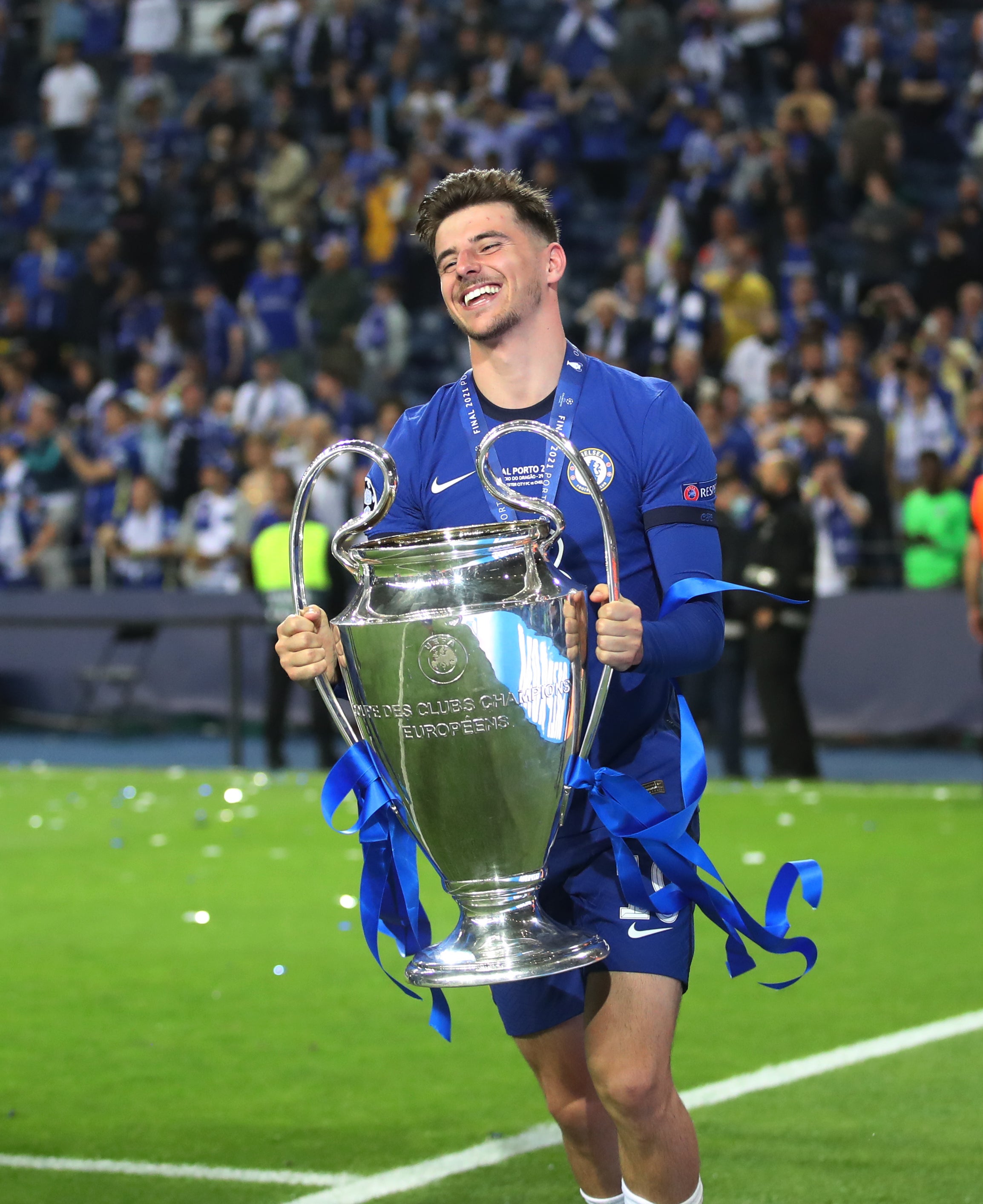 Mason Mount celebrates winning the Champions League with Chelsea in 2021