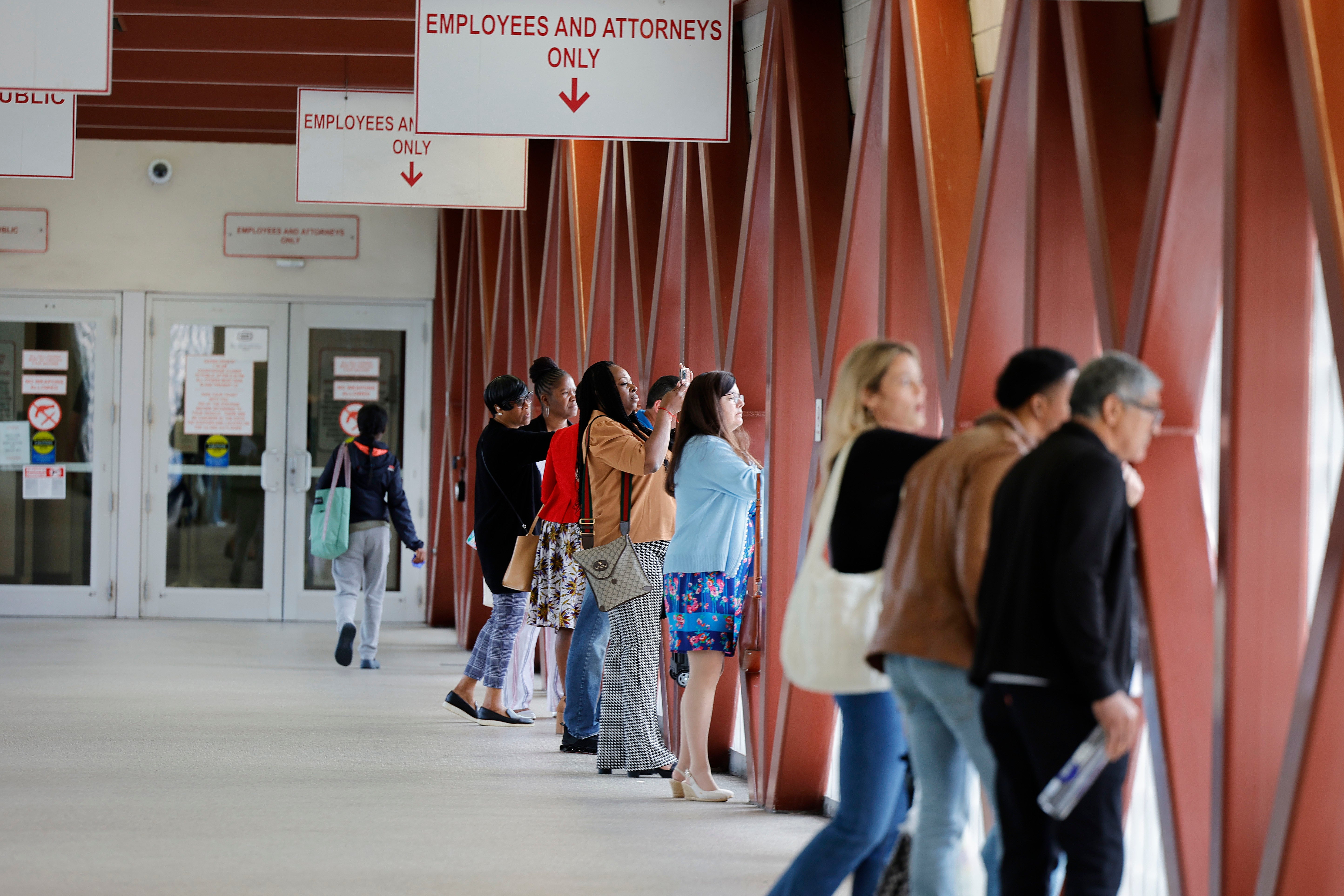 Falling Crane-Death Floria