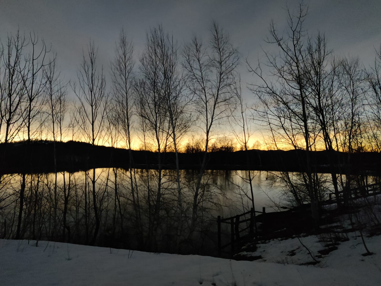 The same lake moments later during the total eclipse