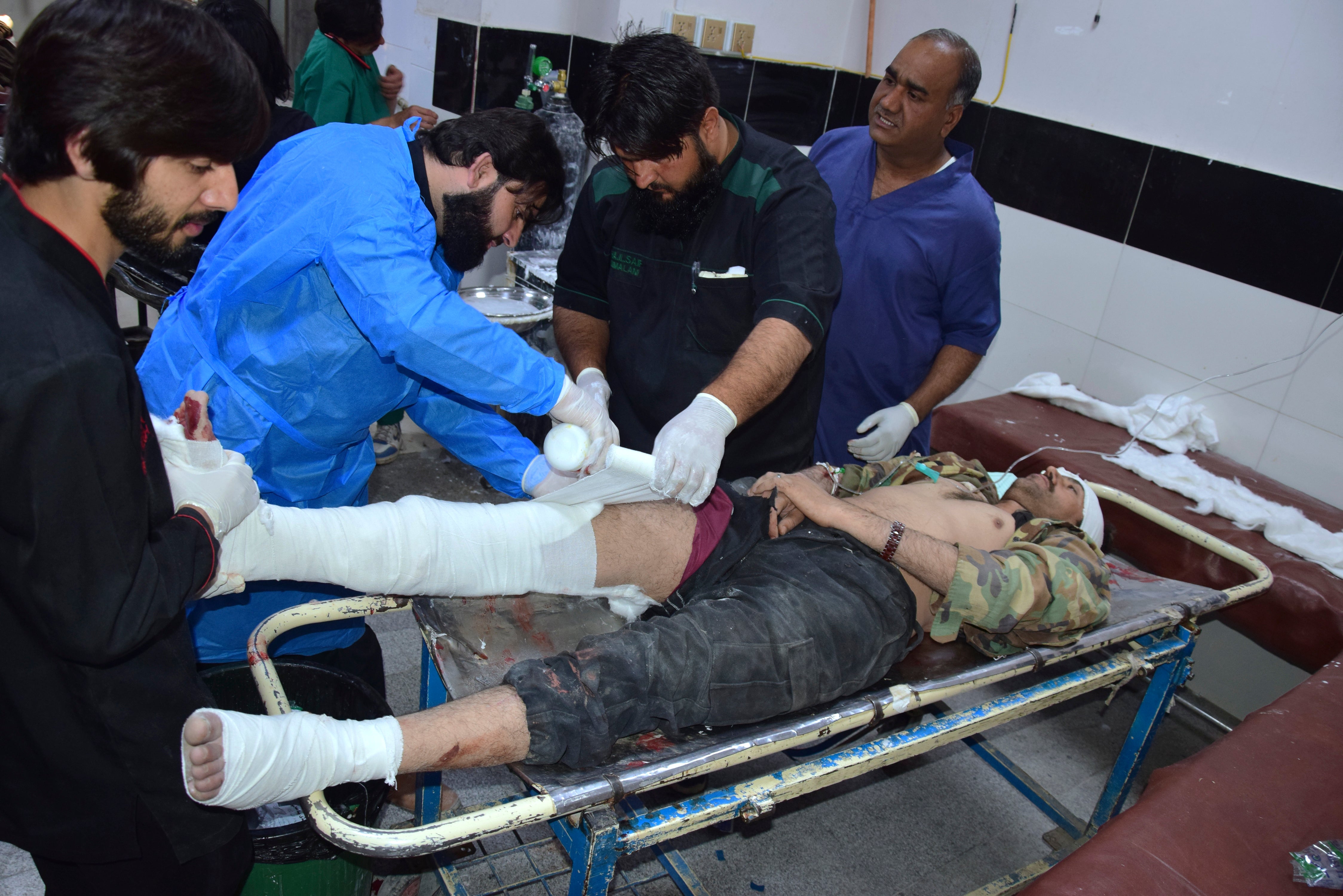 Pakistan Police Attacked