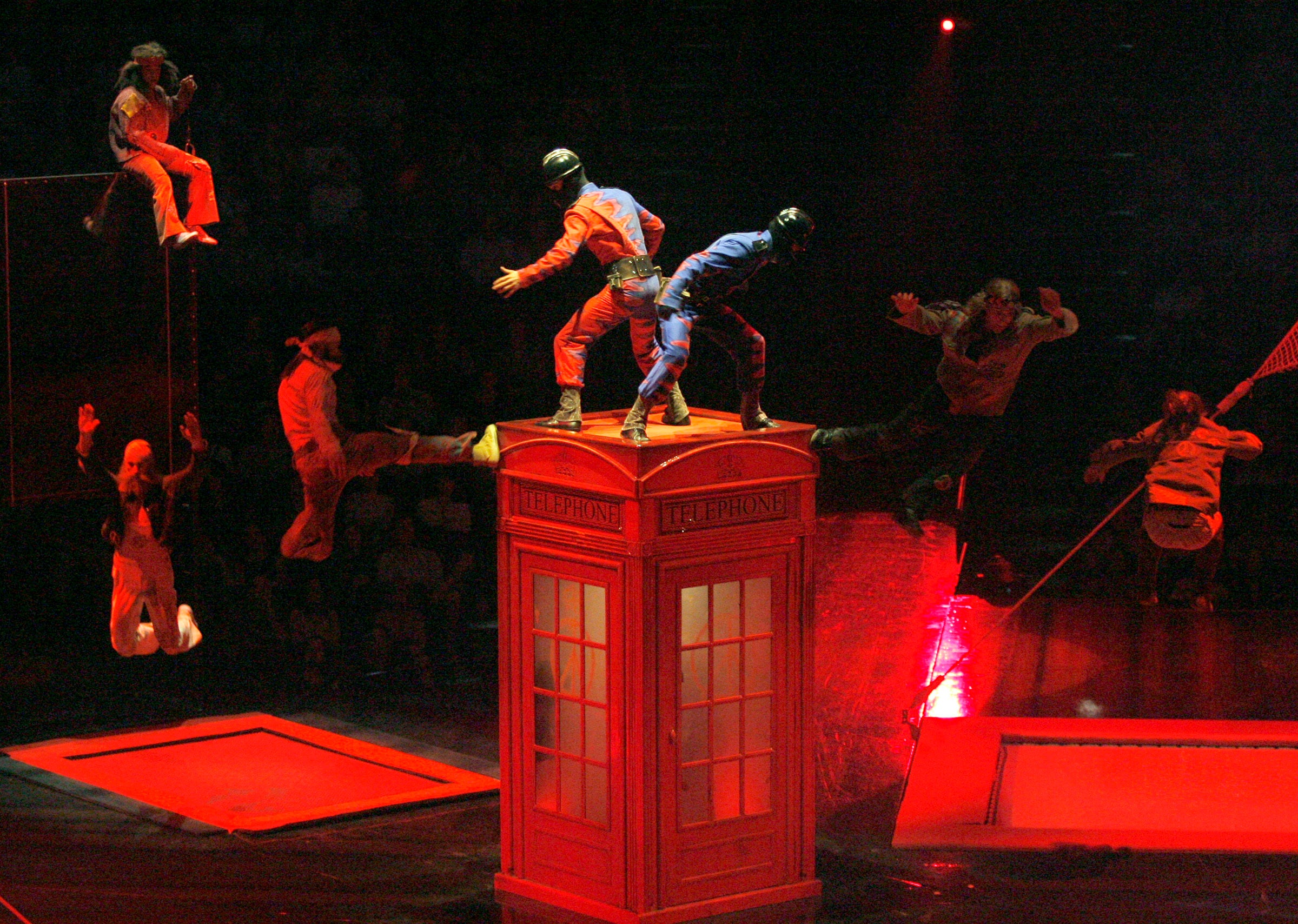 Vegas Cirque Show Closure