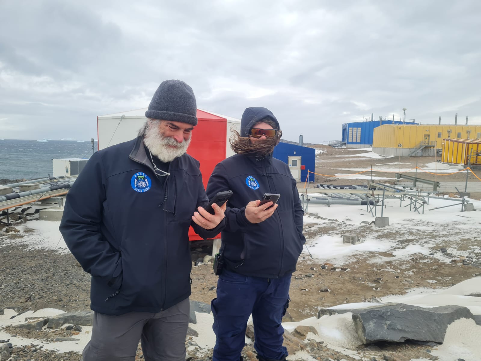 Originally from Australia, both Raimon and Pete work at the most southernly Australian Antarctic station, Davis Research Station