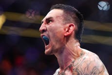 Max Holloway faceplants Justin Gaethje with all-time great KO in final second of UFC 300 fight