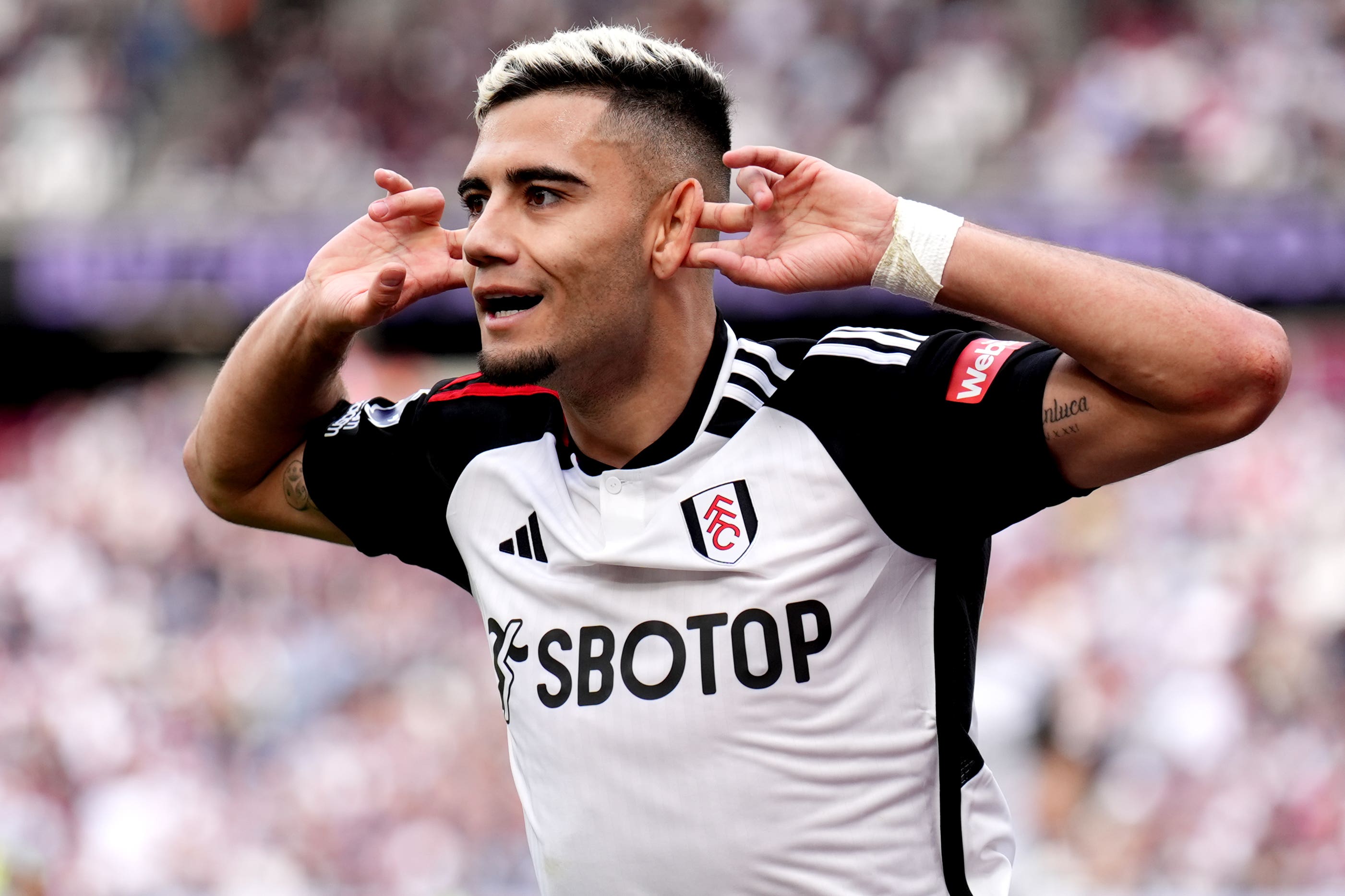 Andreas Pereira celebrates his second goal