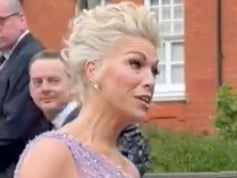 Hannah Waddingham confronts photographer at Olivier Awards