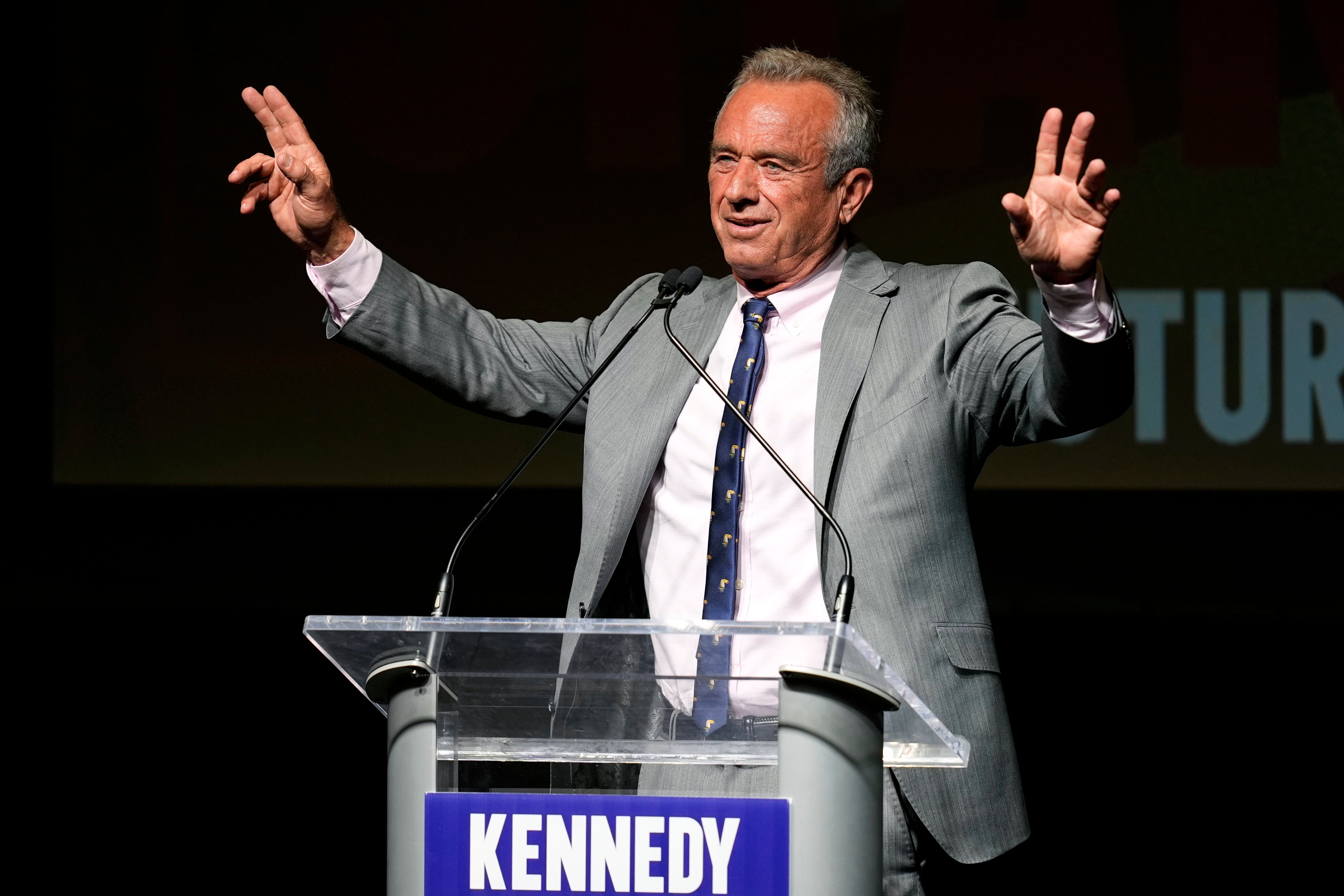 Robert F Kennedy, pictured at a campaign event on 13 April, is facing calls from national environmental groups to end his campaign