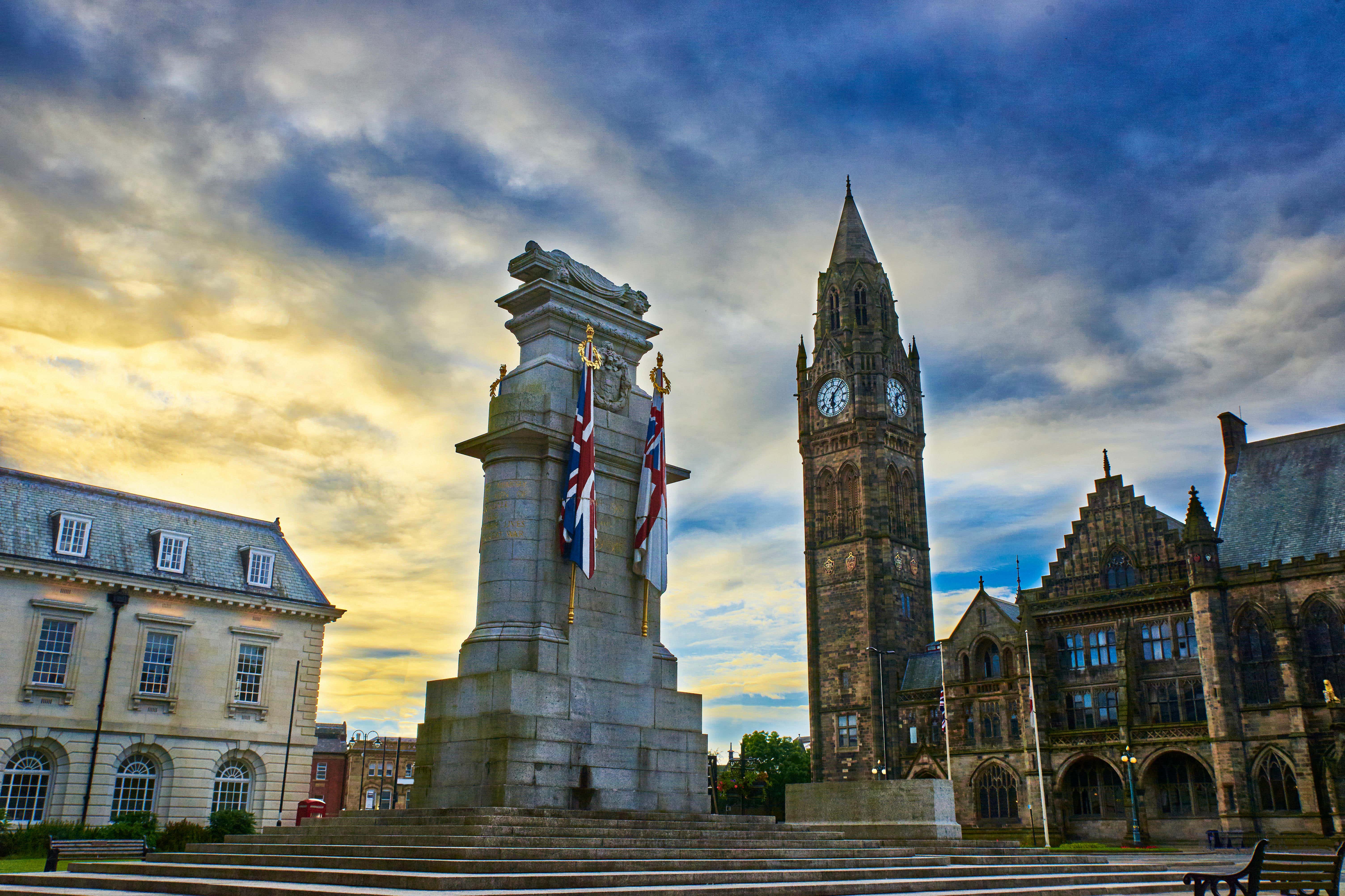 Three teenagers have been given community orders for criminal damage after Rochdale Cenotaph was daubed with the words ‘Free Palestine’ (TWH Photography/Alamy/PA)