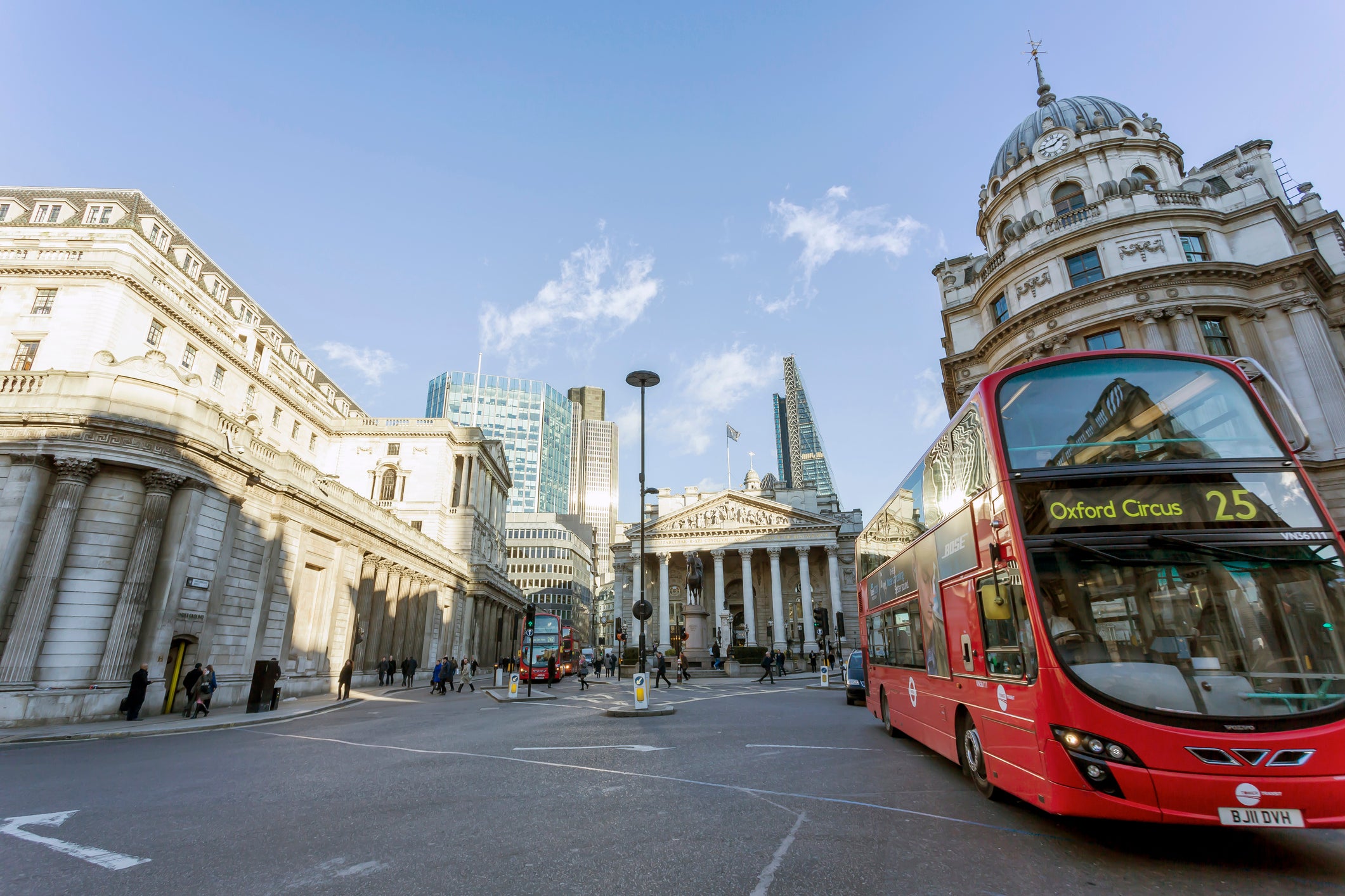 The first film is sealed with a kiss on Threadneedle Street