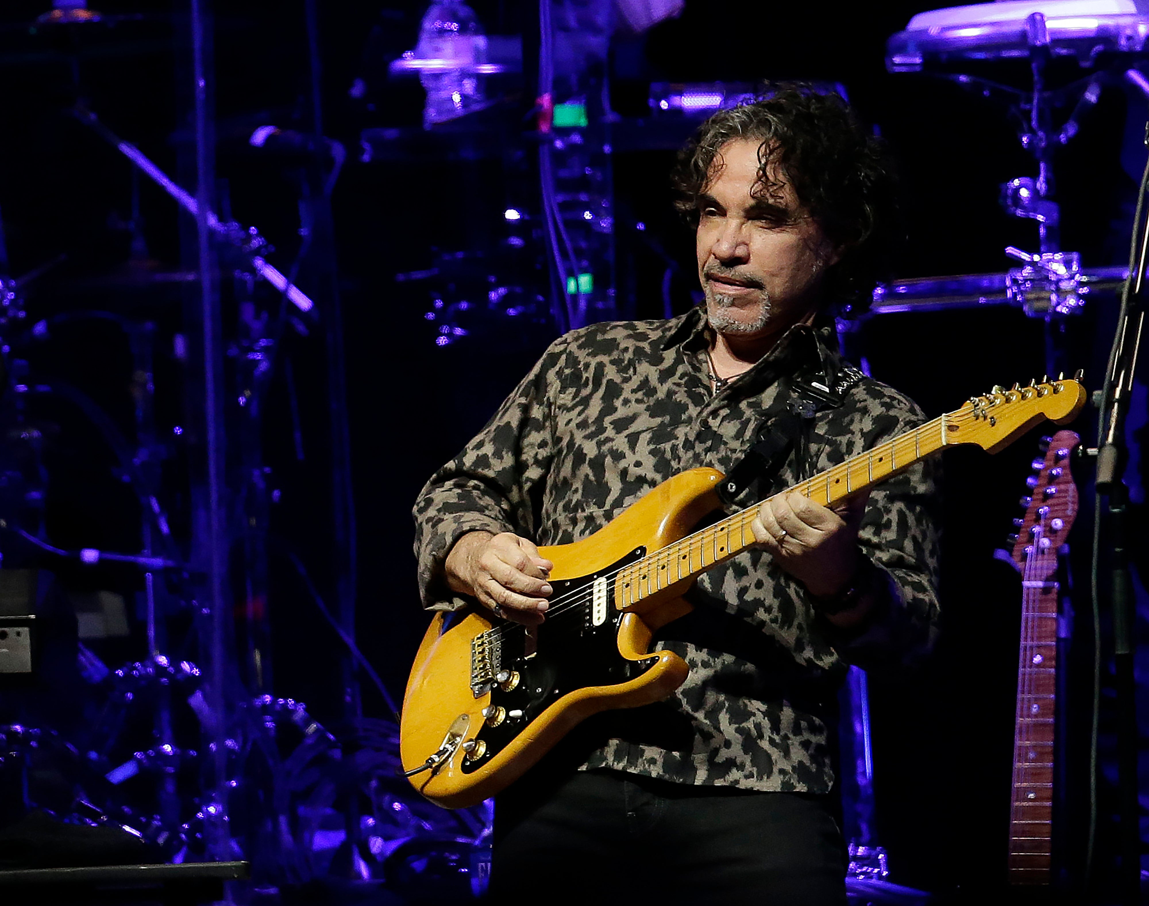 Music-John Oates