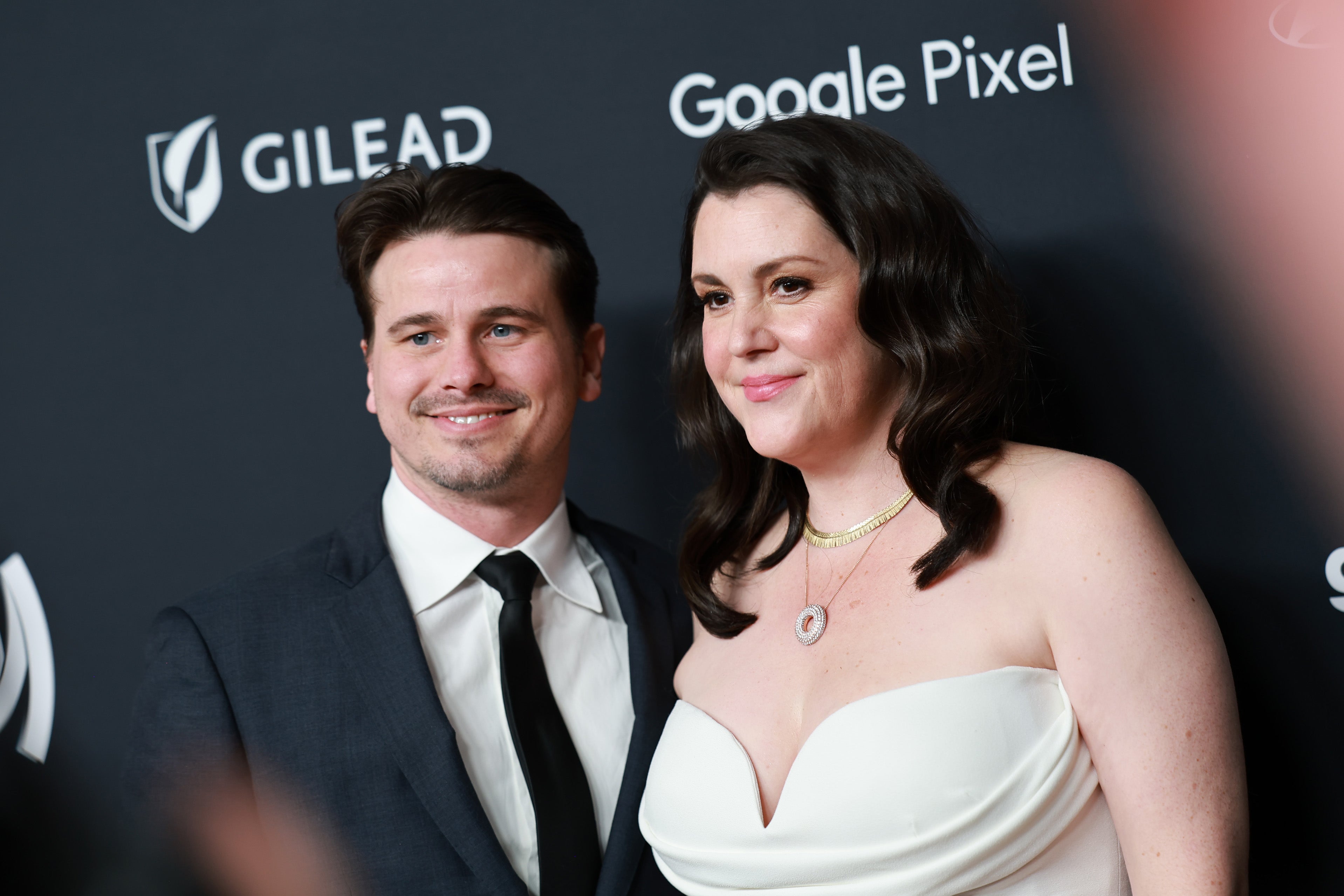 Jason Ritter and Melanie Lynskey