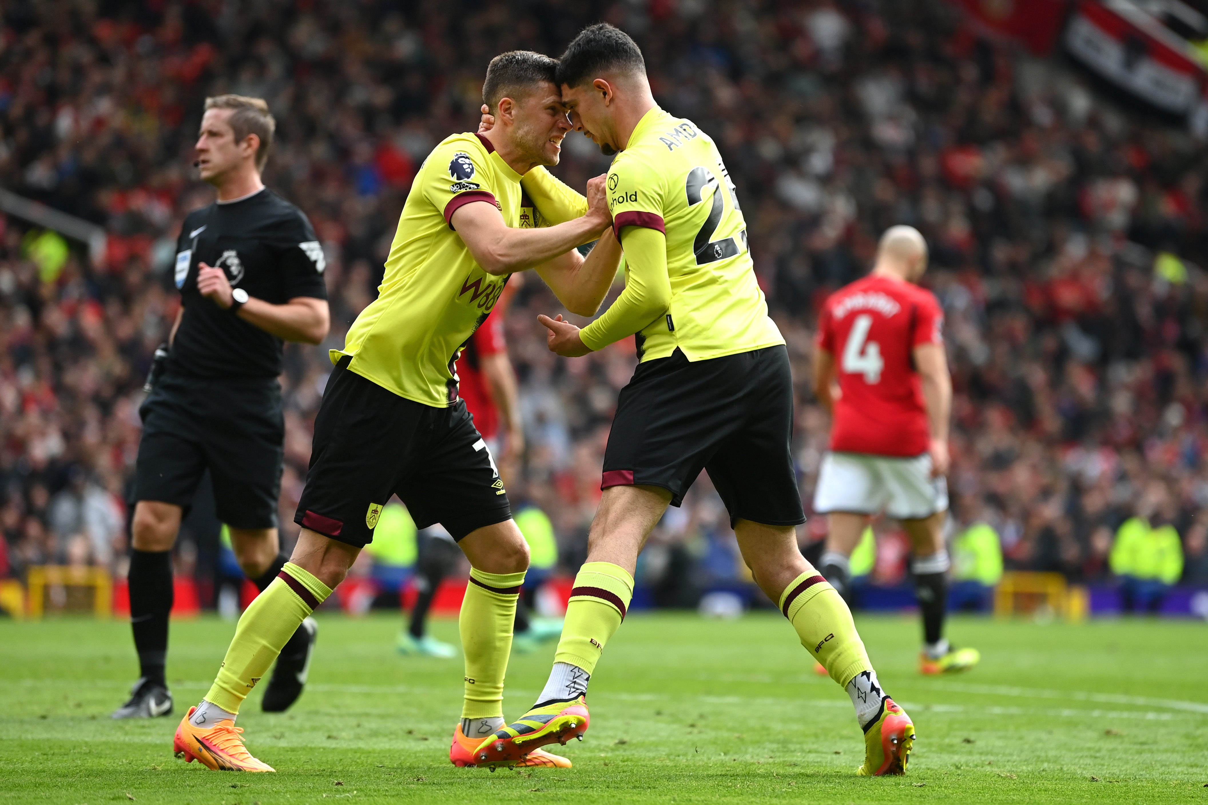 Manchester United slumped to a home draw against Burnley