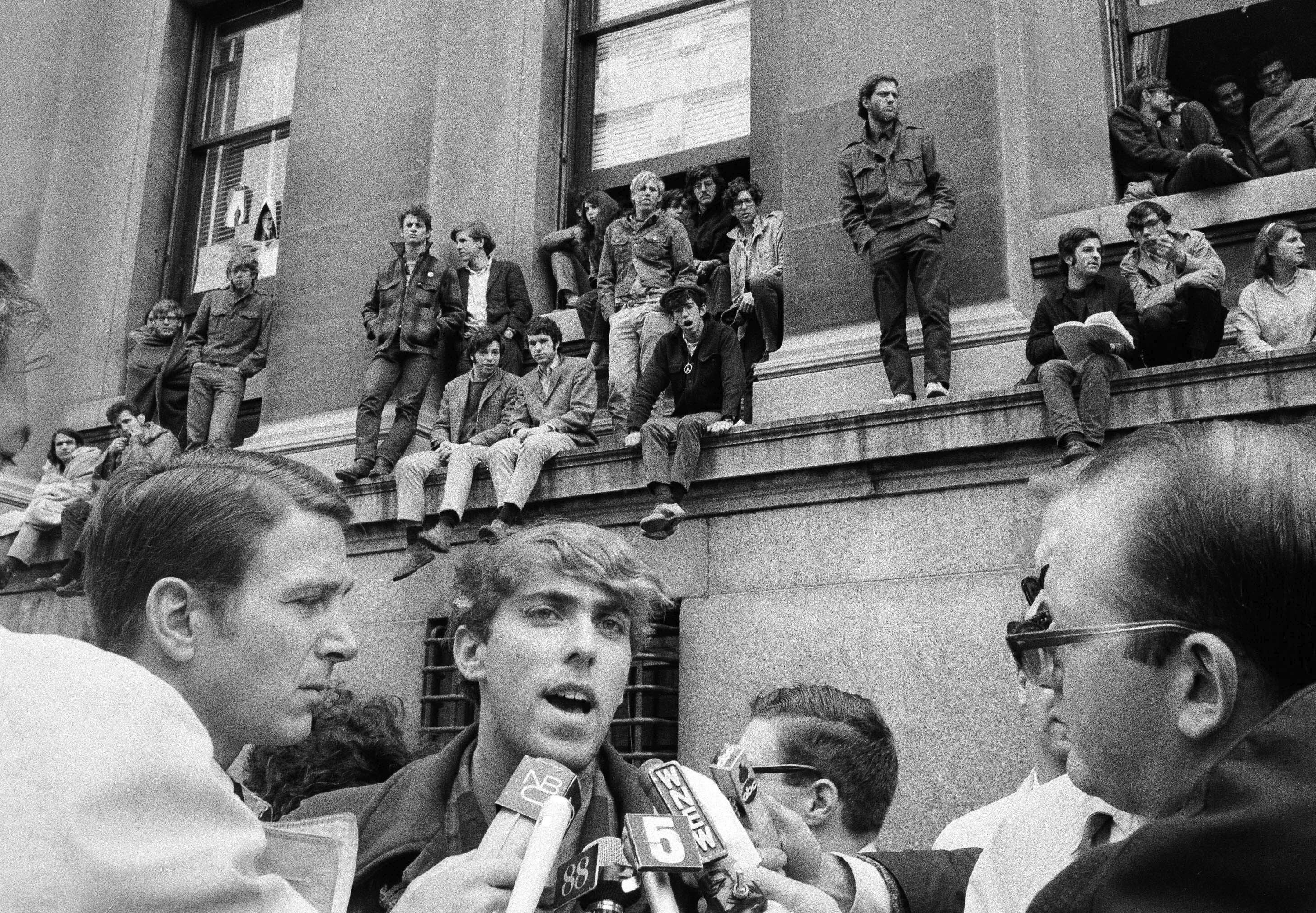 Campus Protests Columbia Echoes of 1968