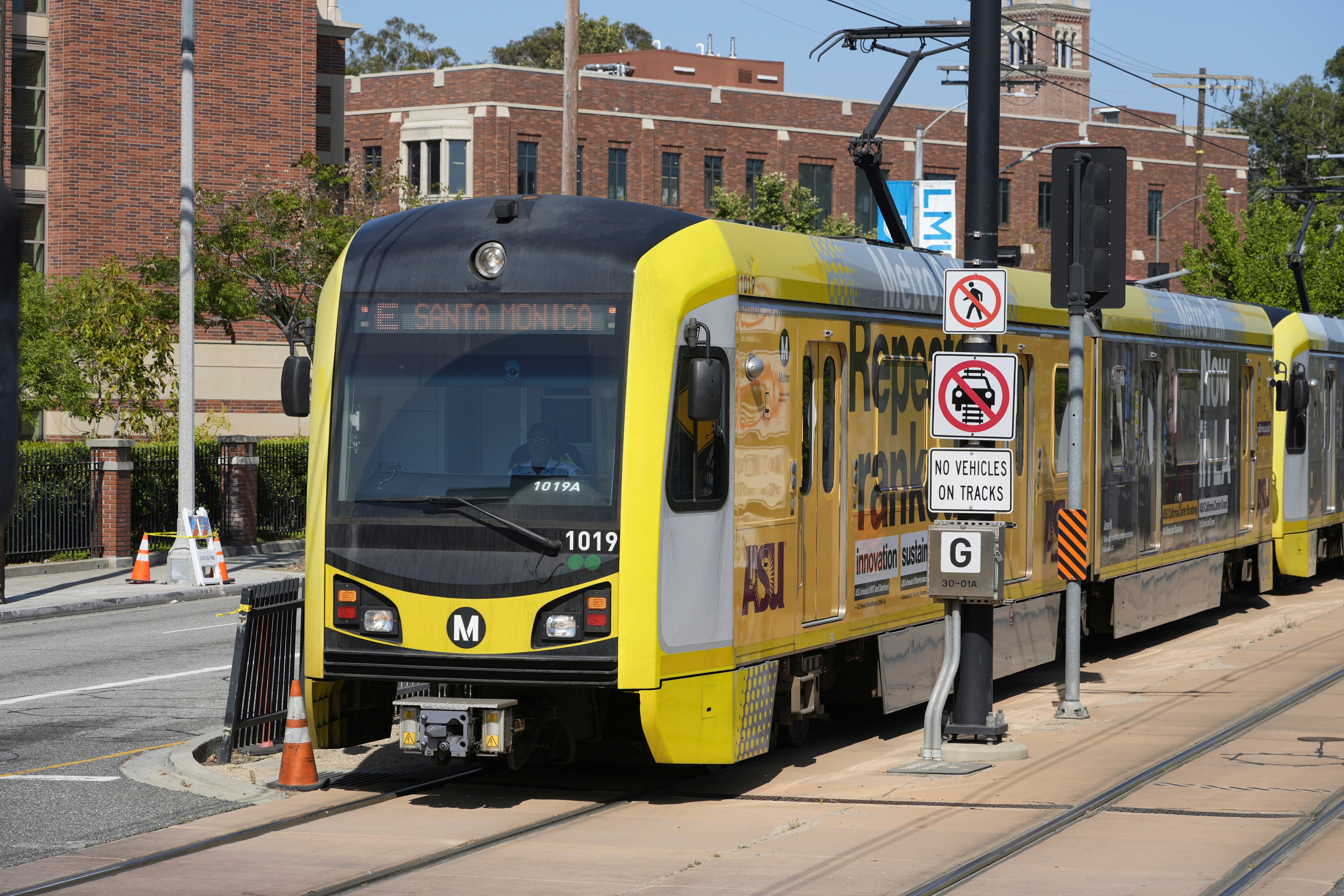 Los Angeles Bus Train Crash
