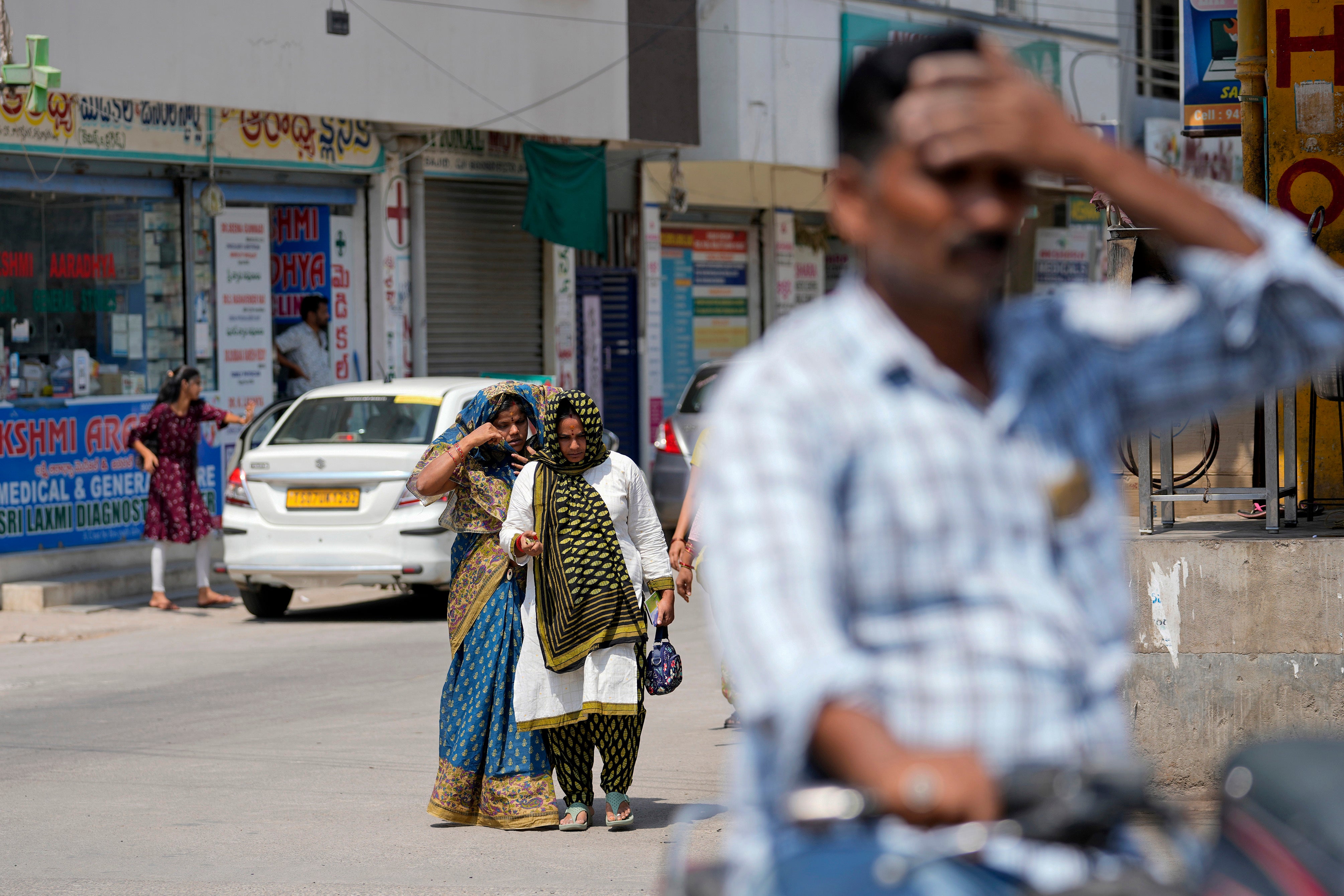 Asia Heat Photo Gallery