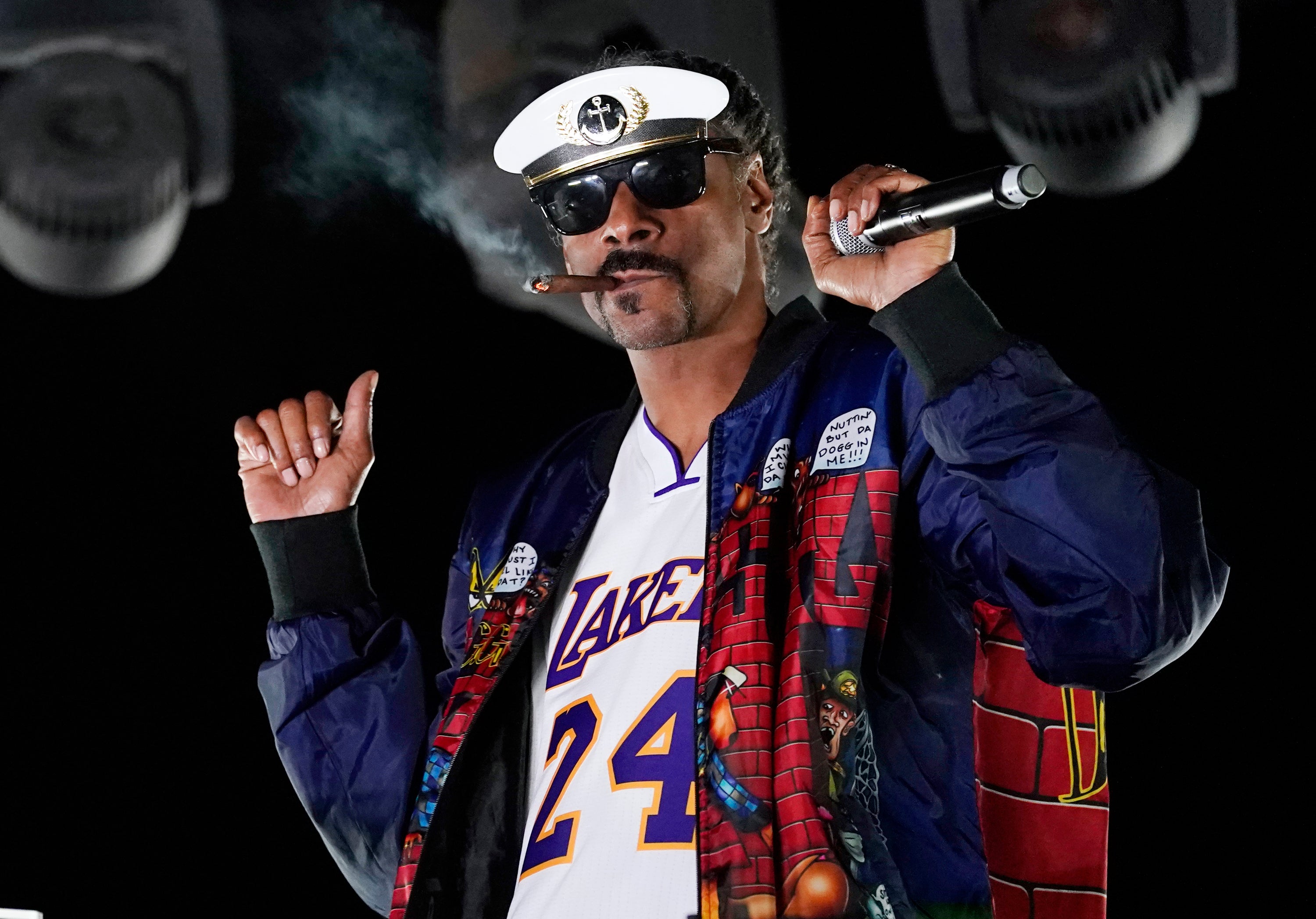 Arizona Bowl Snoop Dogg