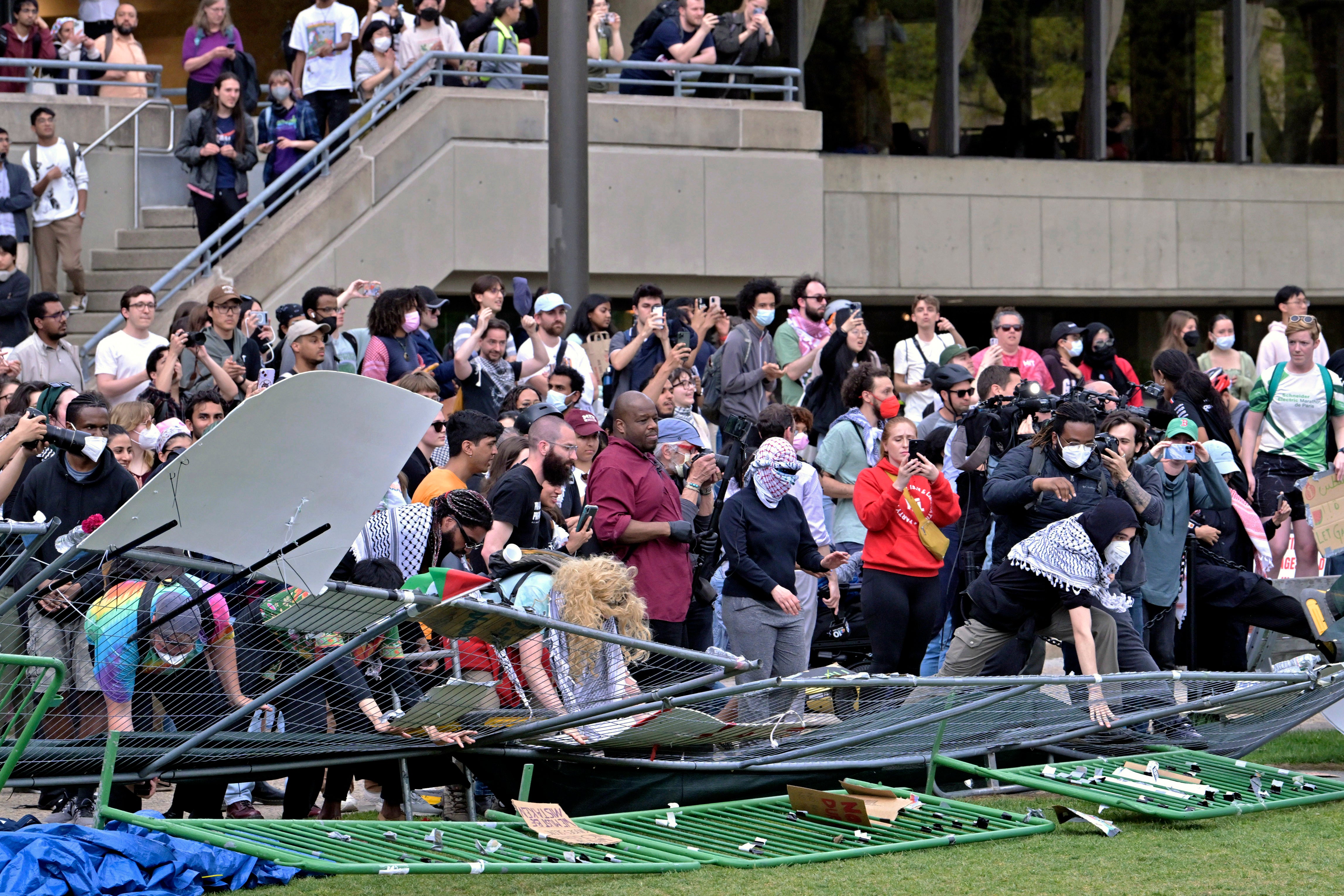 Israel Palestinians Campus Protests