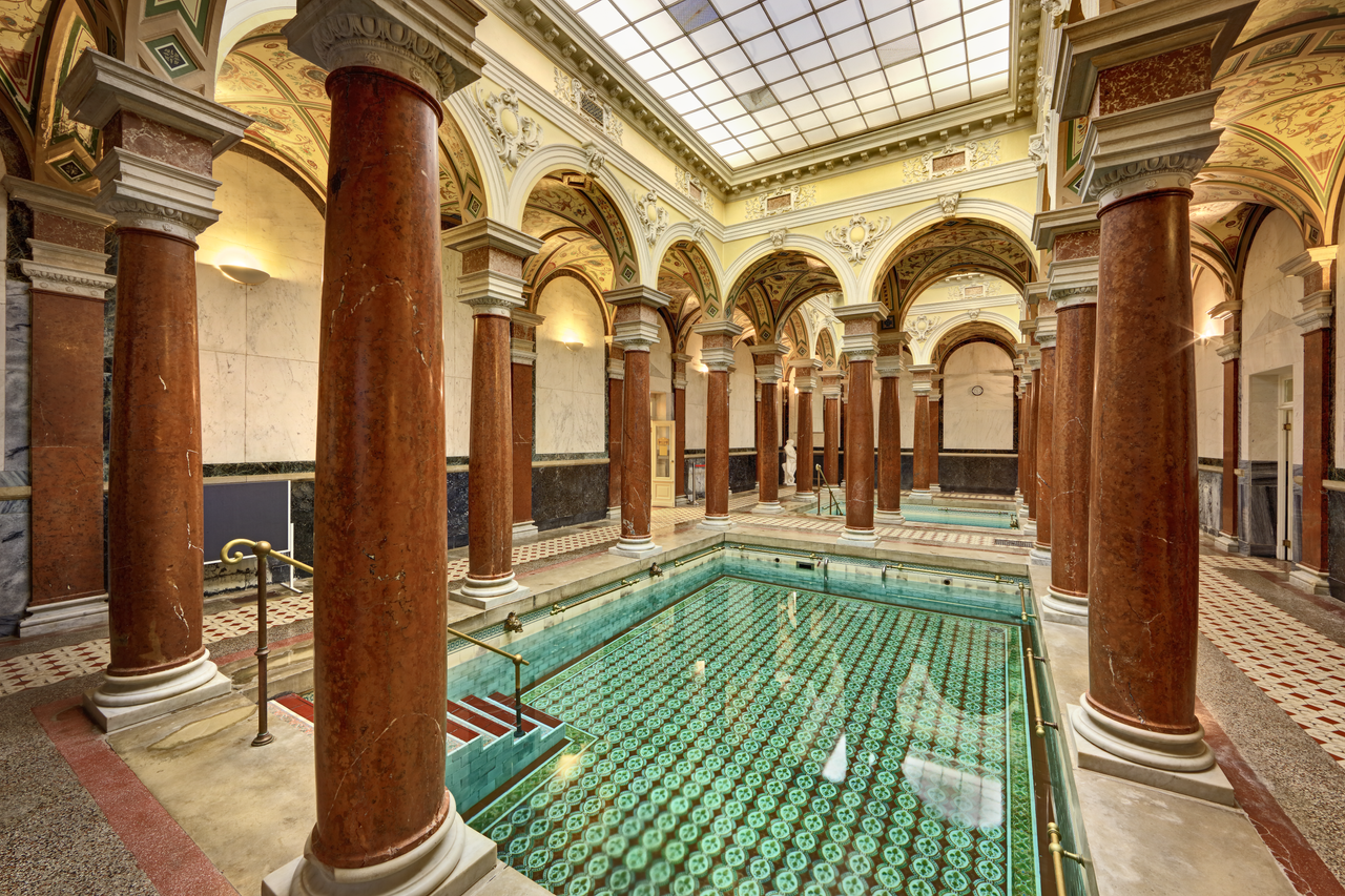 The interior of the Nové Lázně Health Spa