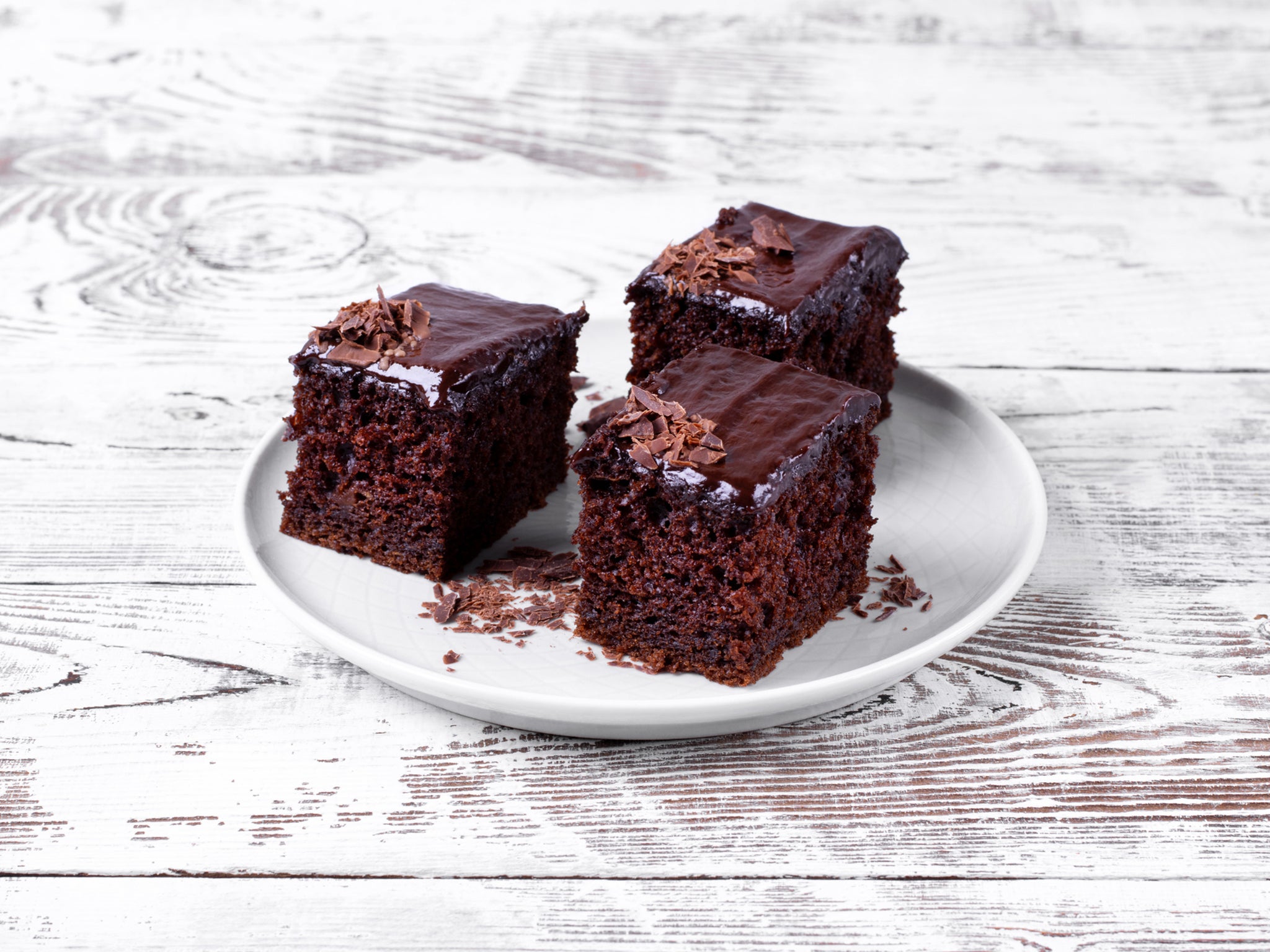 Chocolate party cake, or sokolatopita, is a relatively new recipe in Greece