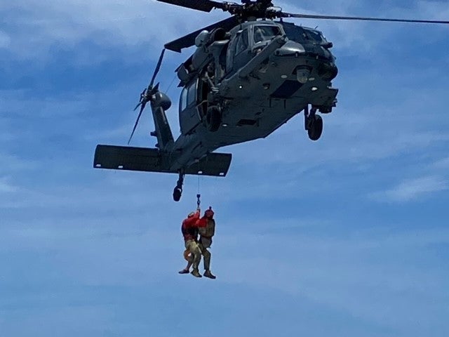 US Air Force rescue critically ill child from a cruise ship some 400 miles from the US mainland